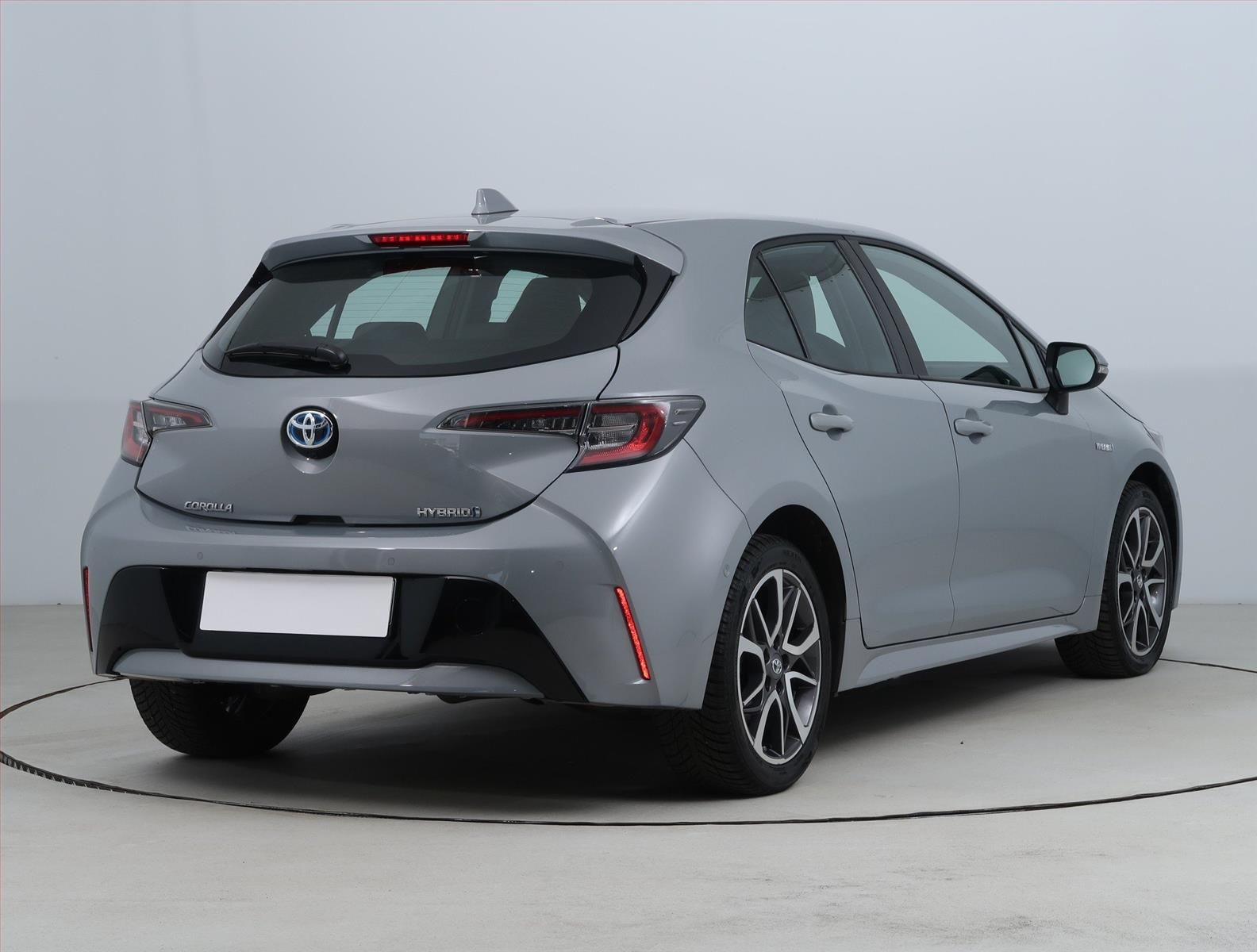 Toyota Corolla, 1.8 Hybrid, Automat, ČR,1.maj - fotka 5