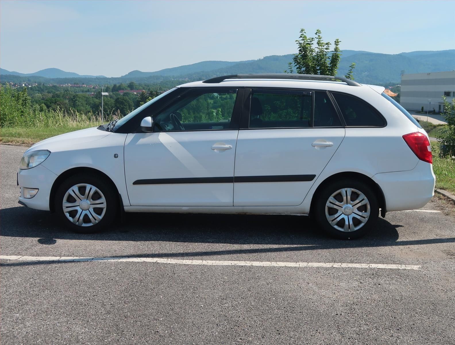 Škoda Fabia, 1.6 TDI, po STK, Tažné - fotka 3