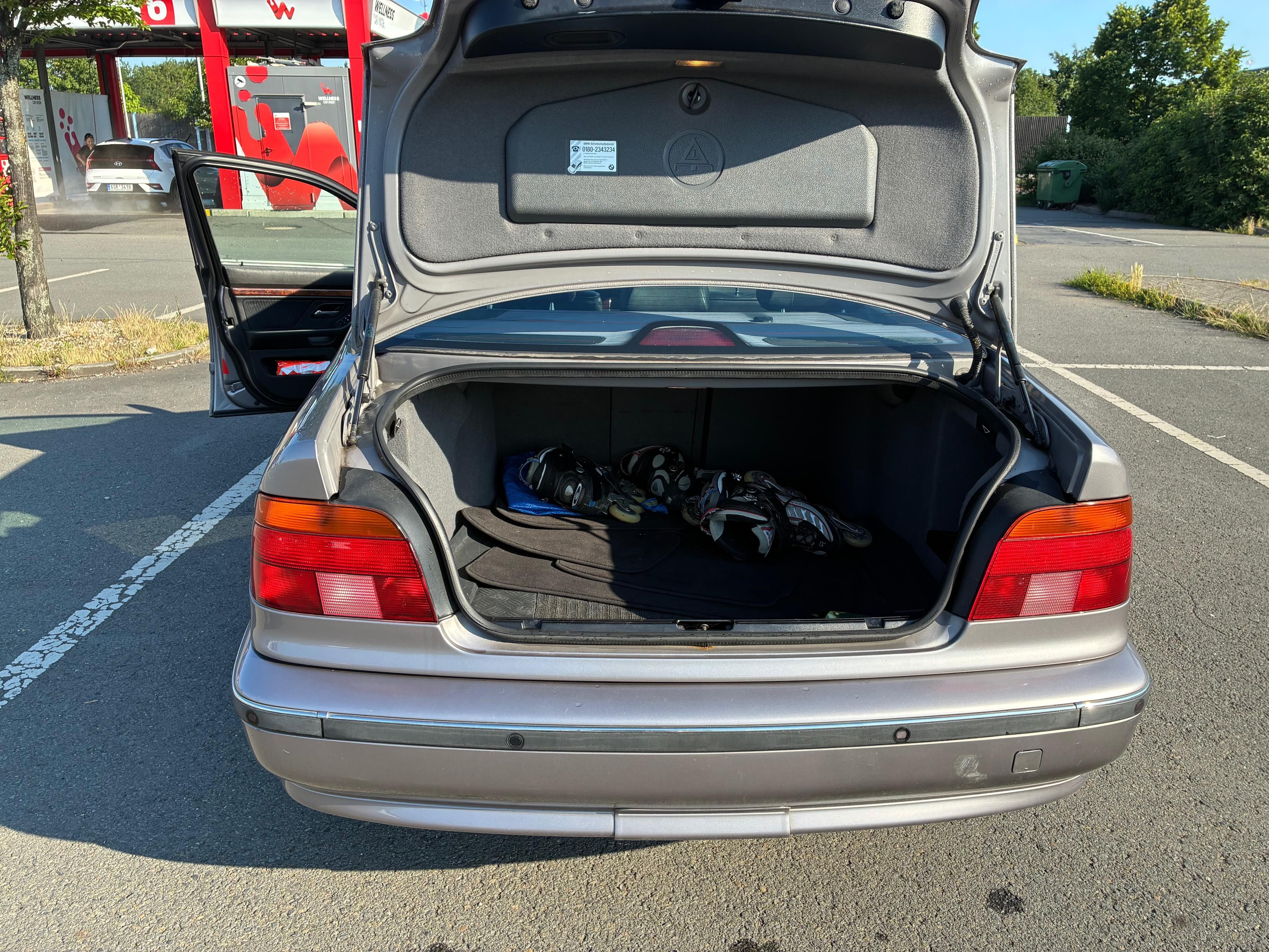 BMW Řada 5 - fotka 4