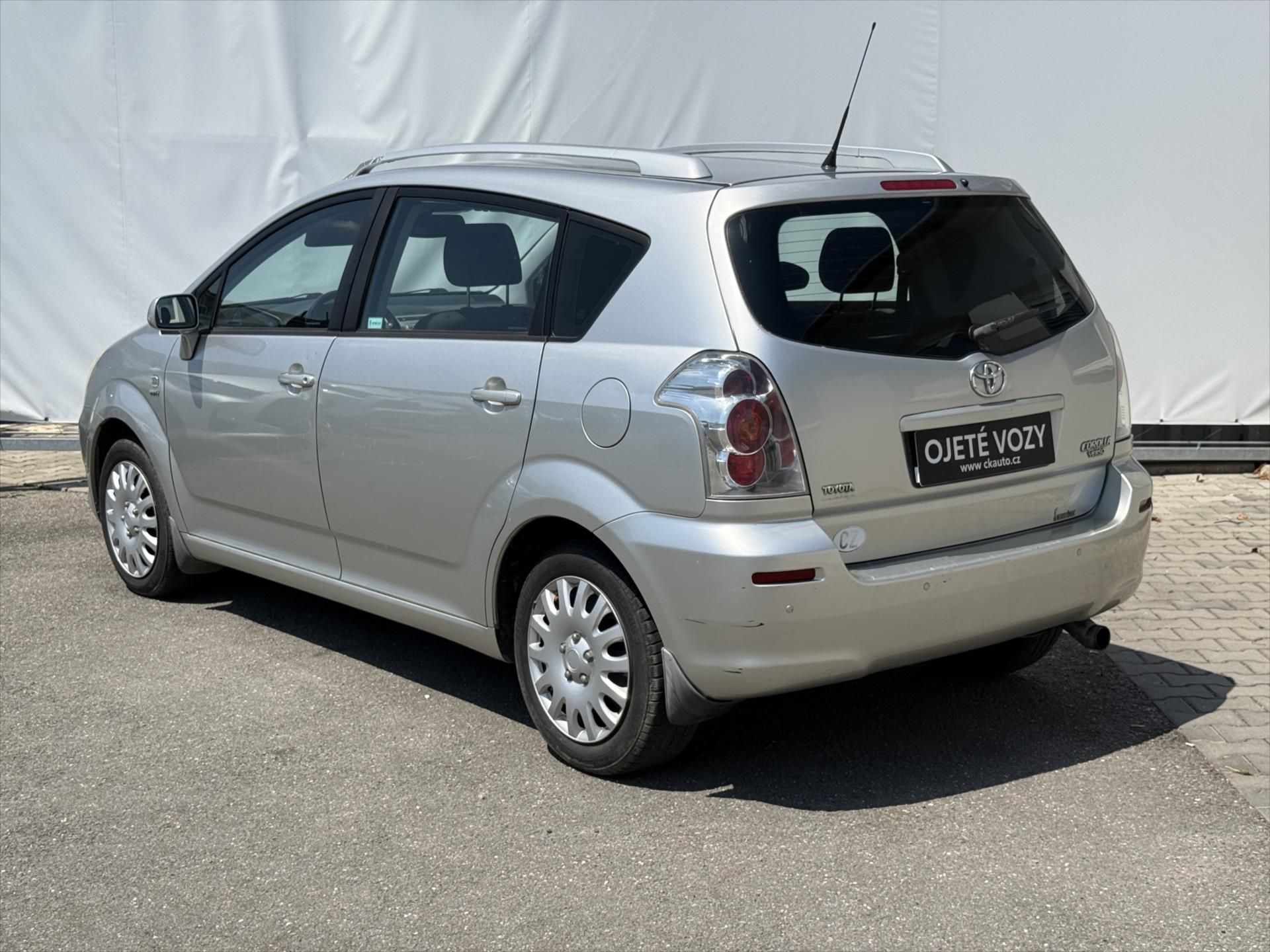 Toyota Corolla Verso, 1,8 - fotka 4