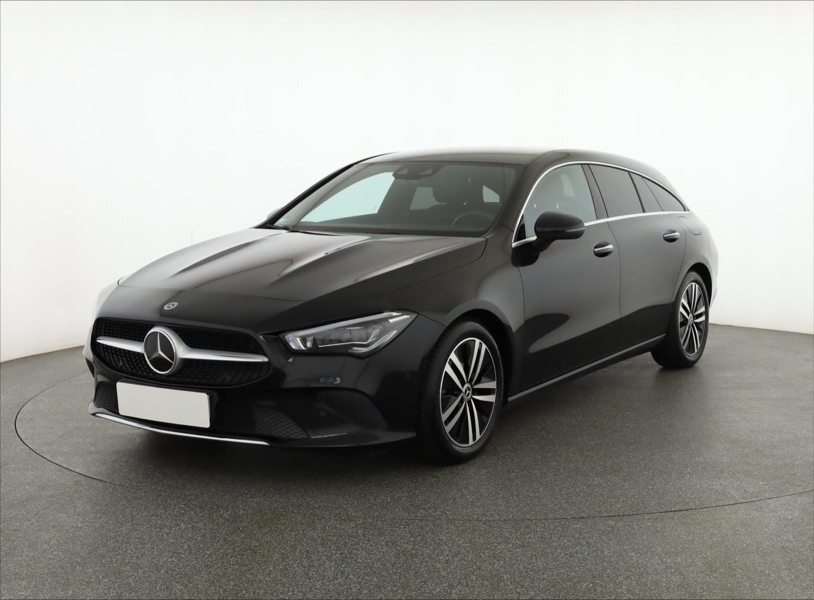Mercedes-Benz CLA, 220 d 4MATIC, 4X4, Automat - fotka 2