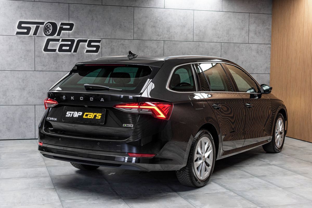 Škoda Octavia, TSI e-TEC DSG*KAMERA*ACC*DPH* - fotka 6