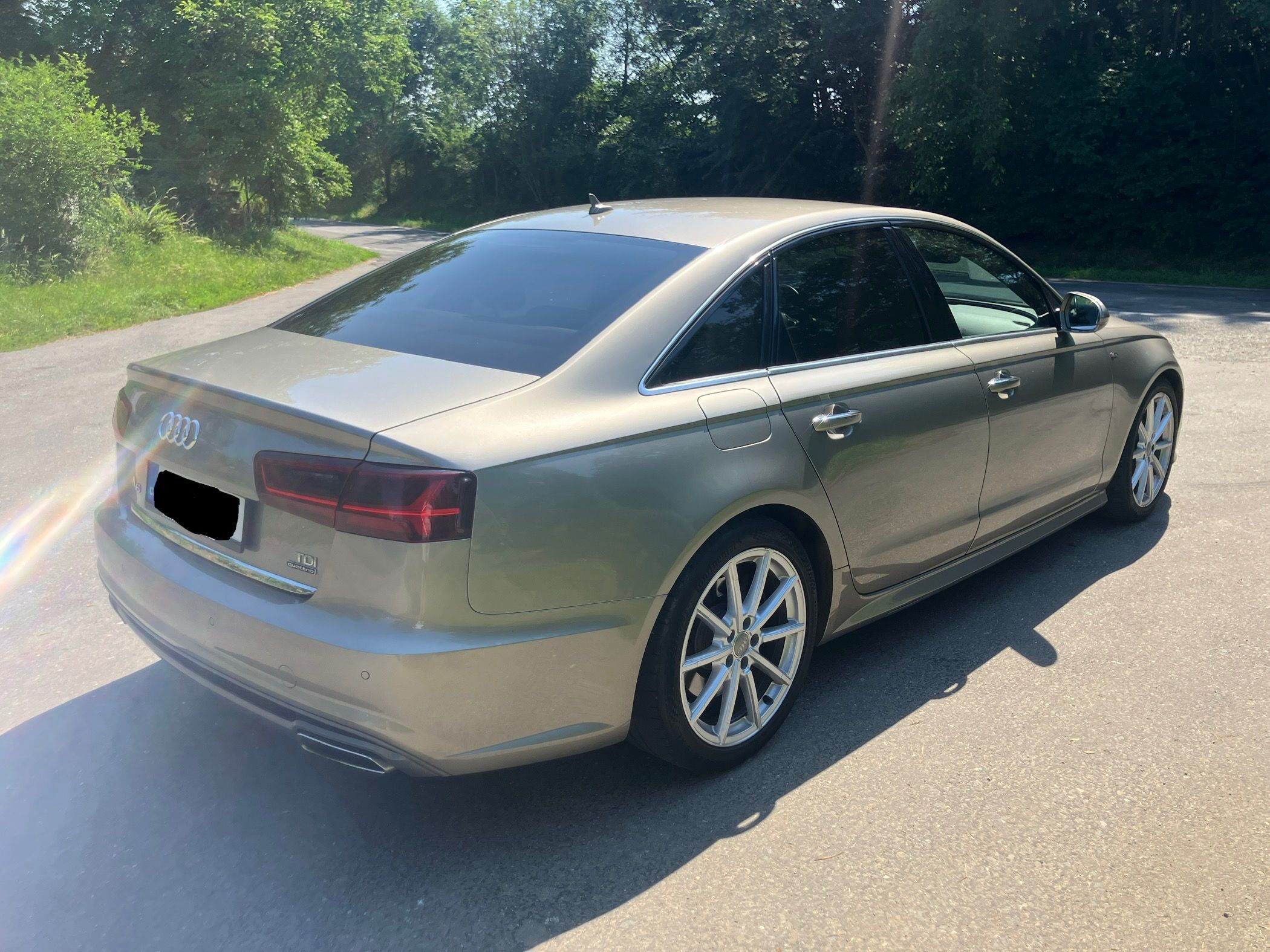 Audi A6, Sline 3.0tdi 4x4 200kw ČR - fotka 5