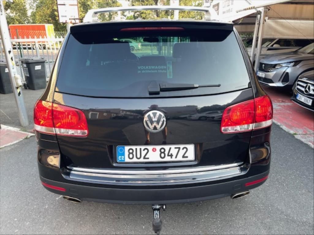 Volkswagen Touareg, 3,0 TDI V6 INDIVIDUÁL - fotka 6