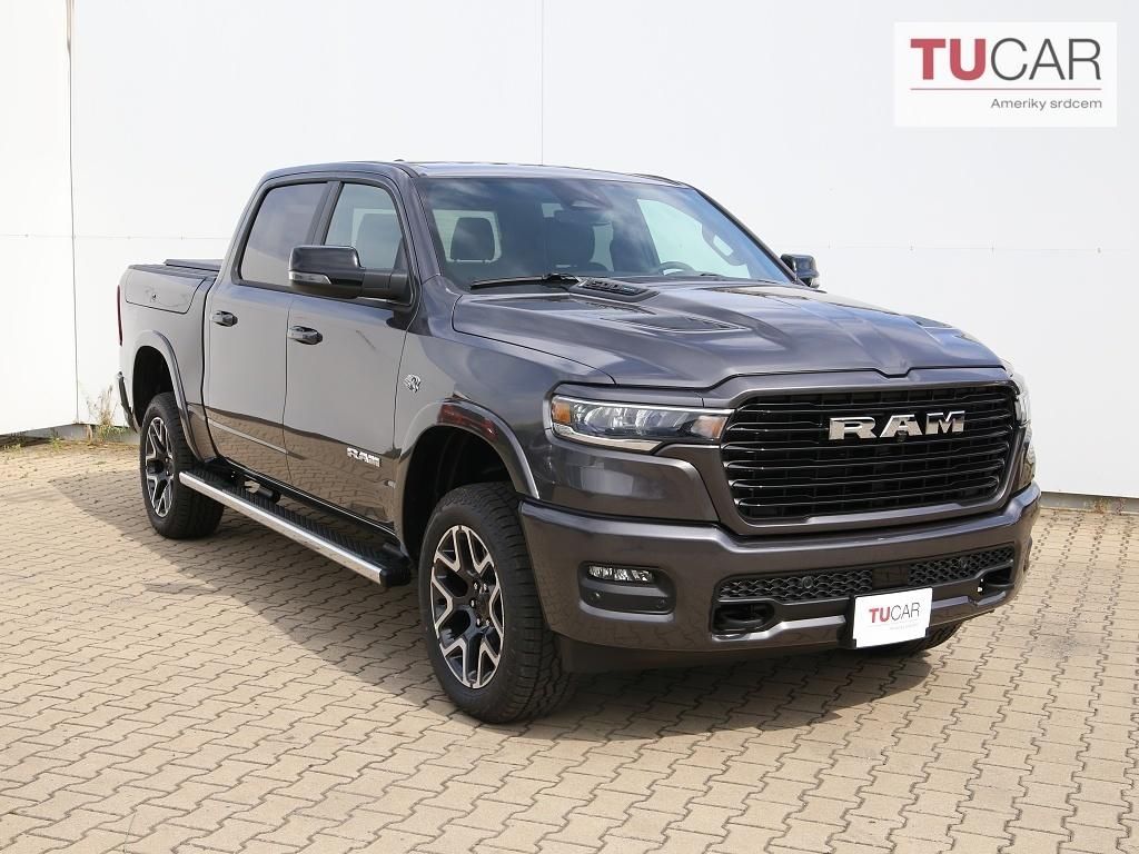 Dodge Ram, 1500 Laramie 5.7 HEMI RamBox