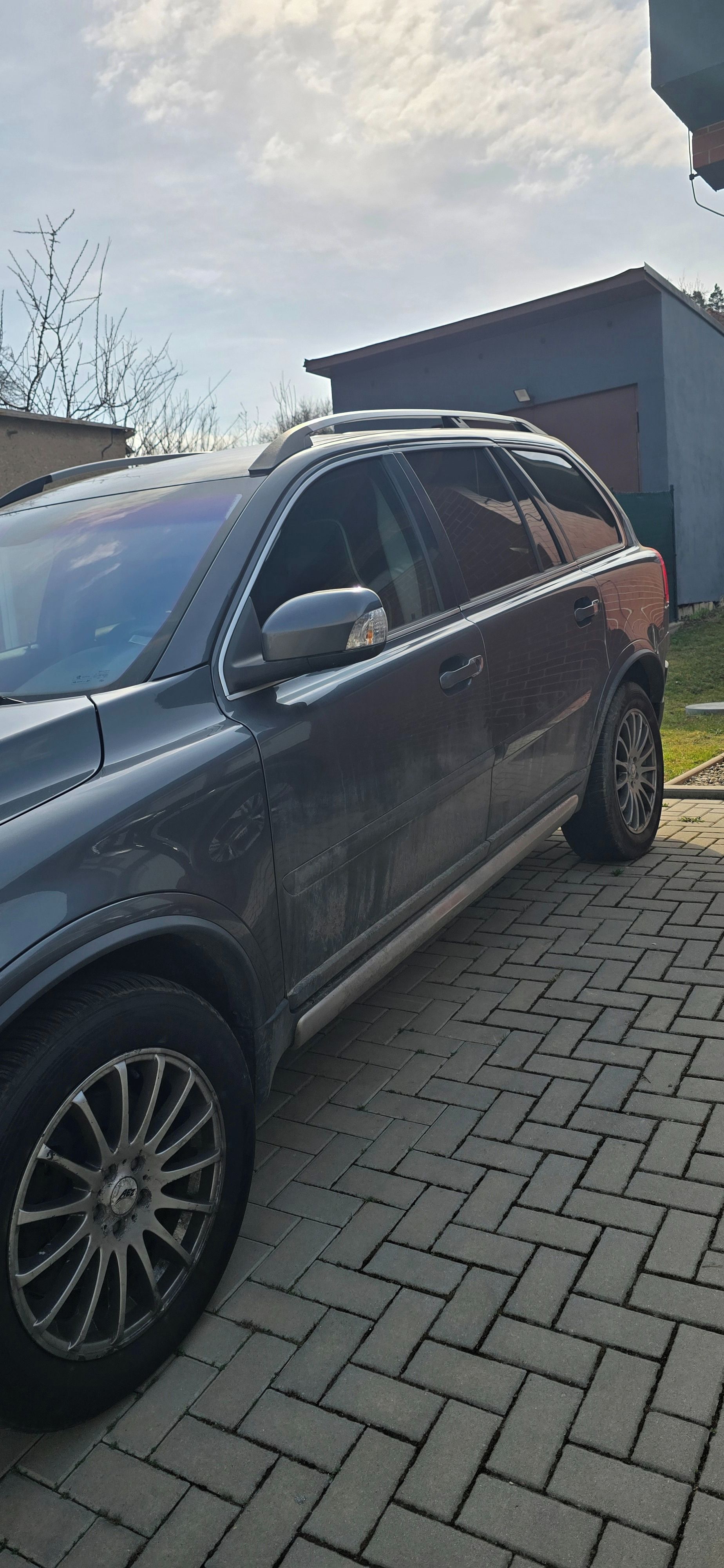 Volvo XC90, Volvo XC90 - fotka 2
