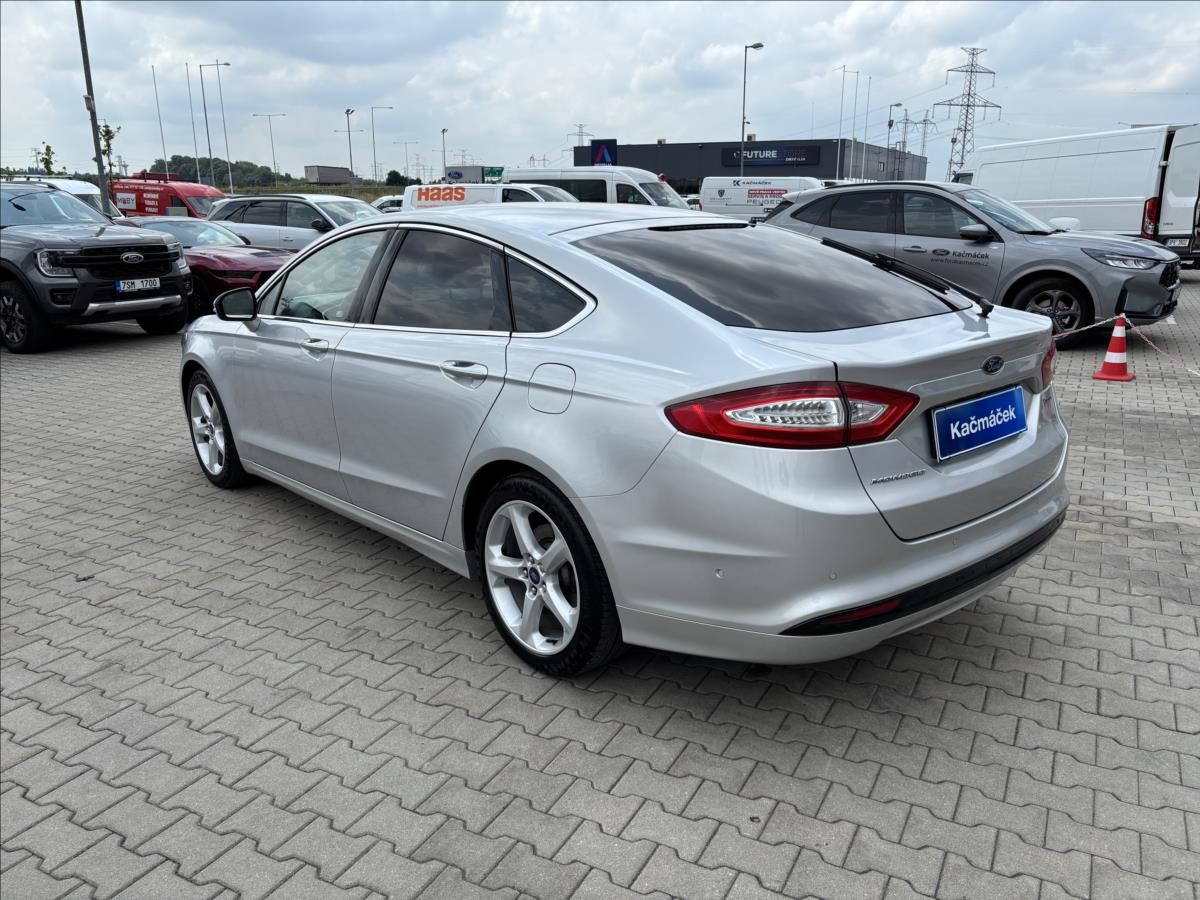 Ford Mondeo, 1,5 EcoBoost 121kW Titanium - fotka 3