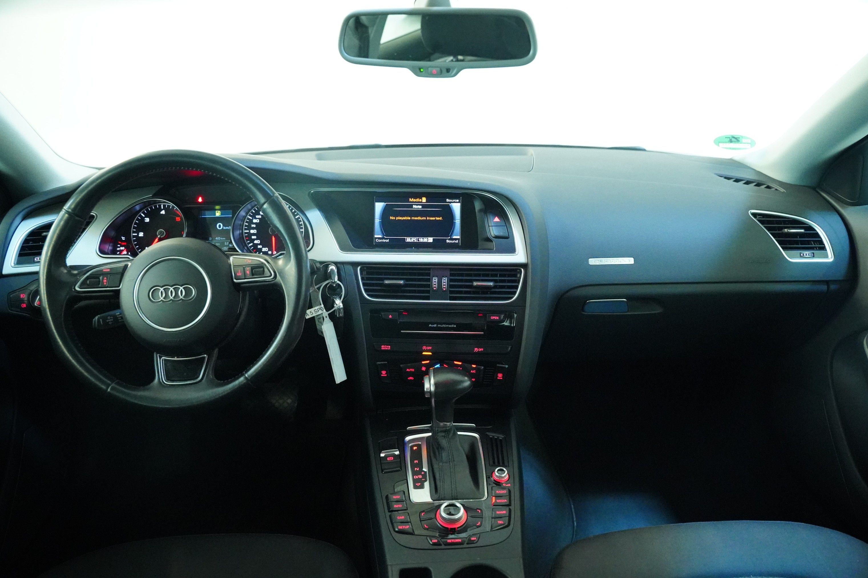 Audi A5, 2.0 TDI 140kW quattro Standard - fotka 5