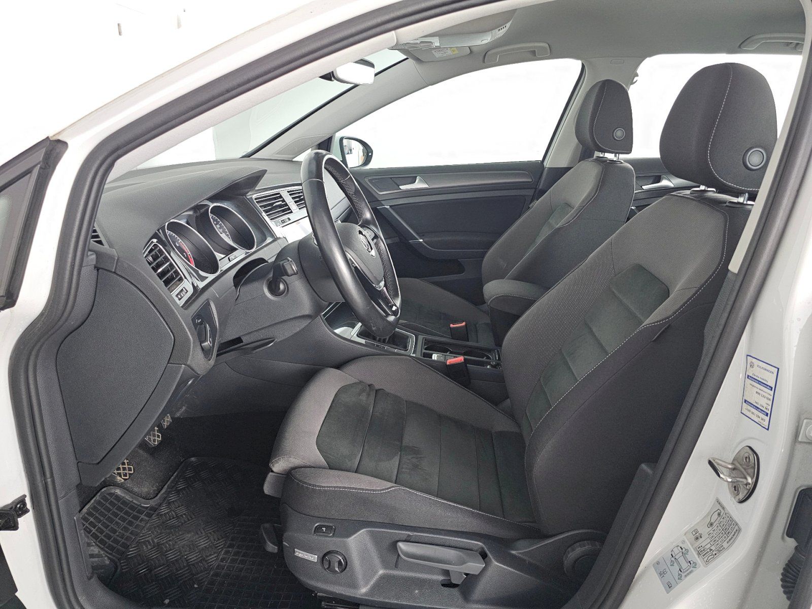 Volkswagen Golf Variant, 1,5 TSI EVO 130k COMFORT LINE - fotka 6
