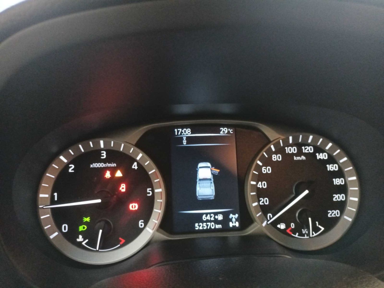 Nissan Navara, 2.3 dCi, 4X4, ČR,1.maj - fotka 3