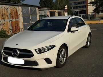 Mercedes-Benz A180