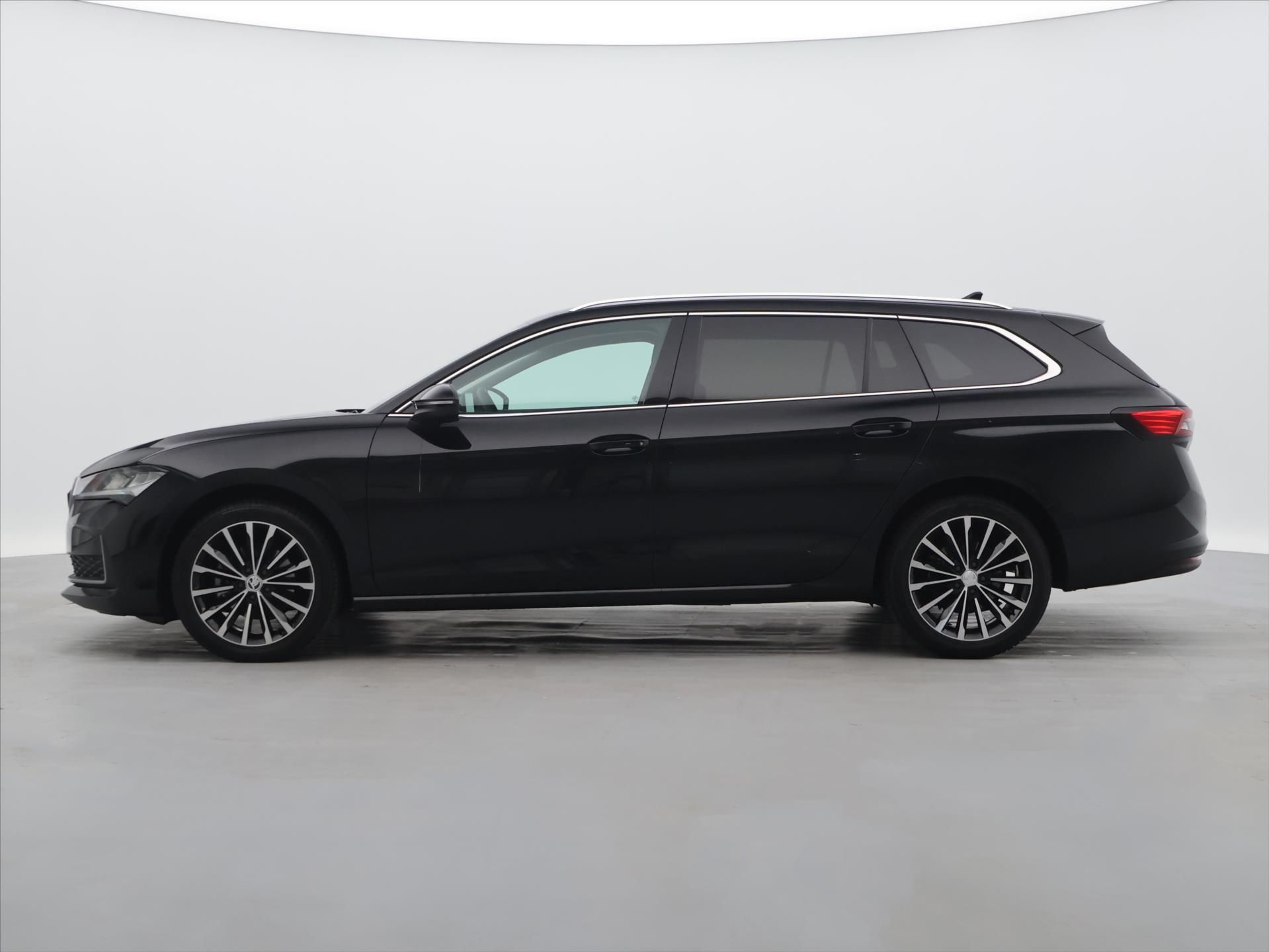 Škoda Superb, 2,0 TSI 110KW SELECTION - fotka 4