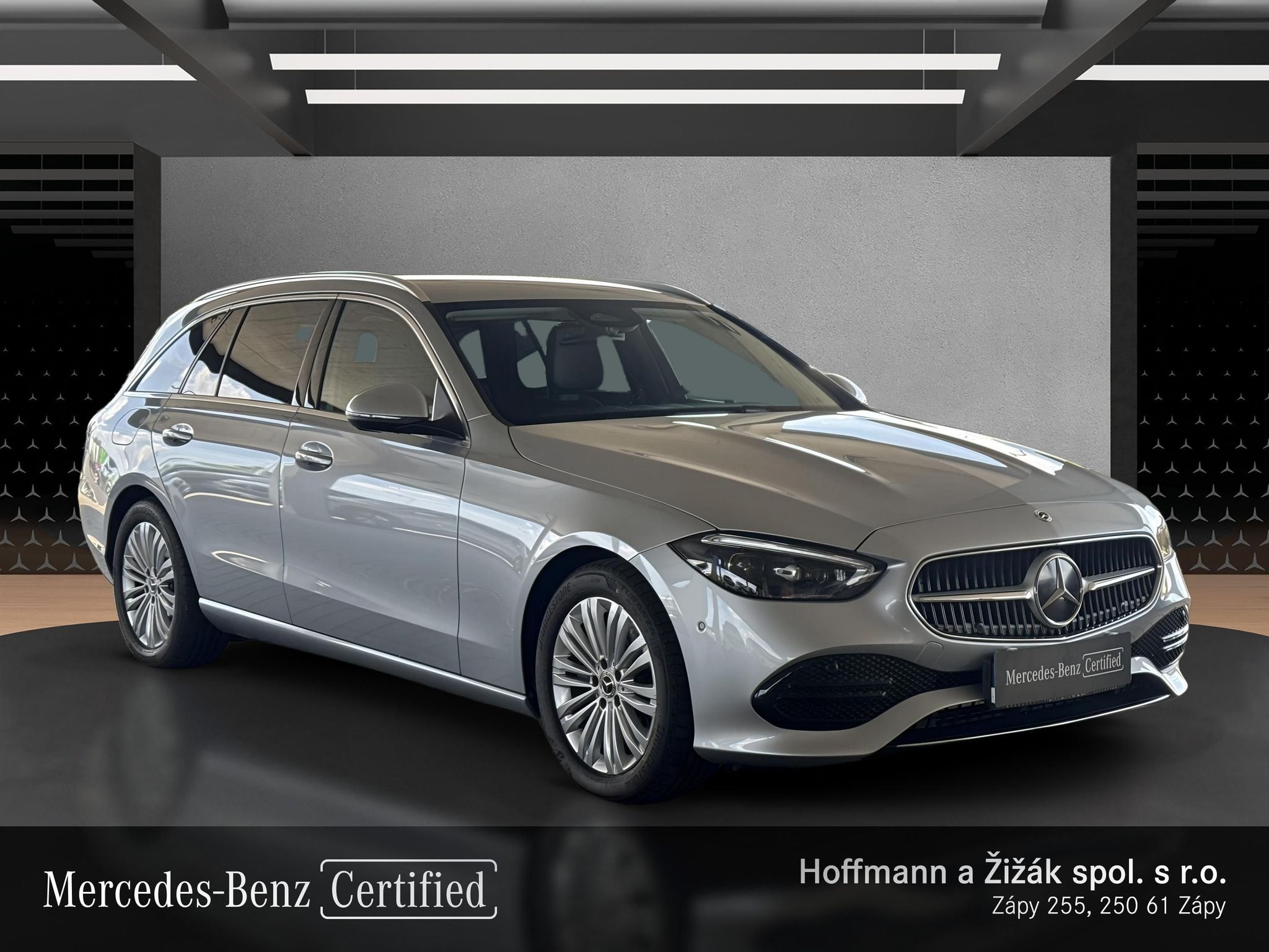 Mercedes-Benz Třídy C, 220 d 4MATIC kombi - fotka 3
