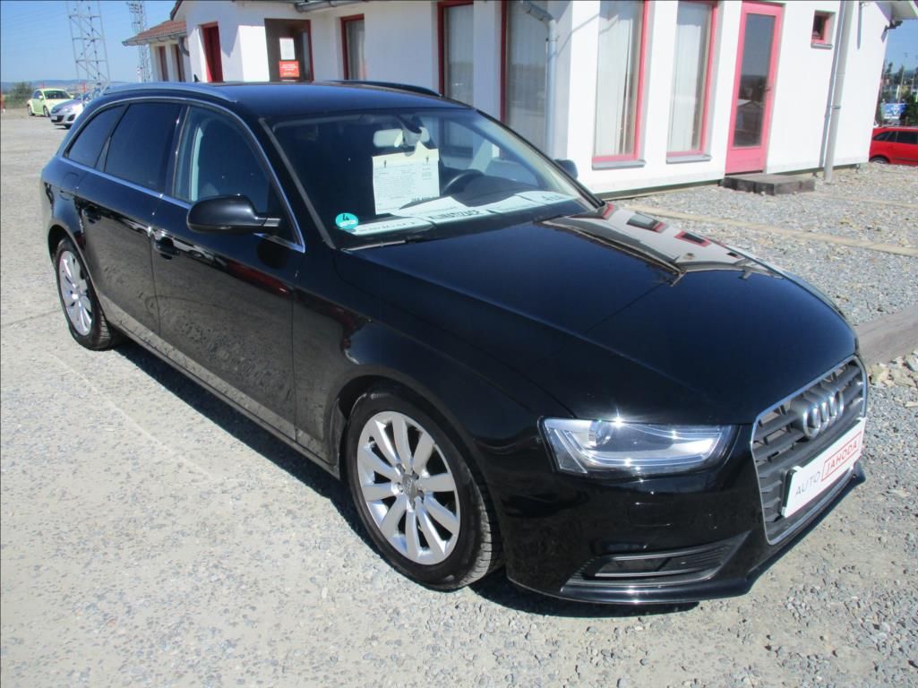 Audi A4 Avant, 2,0 TDI, quattro, servis,navi,