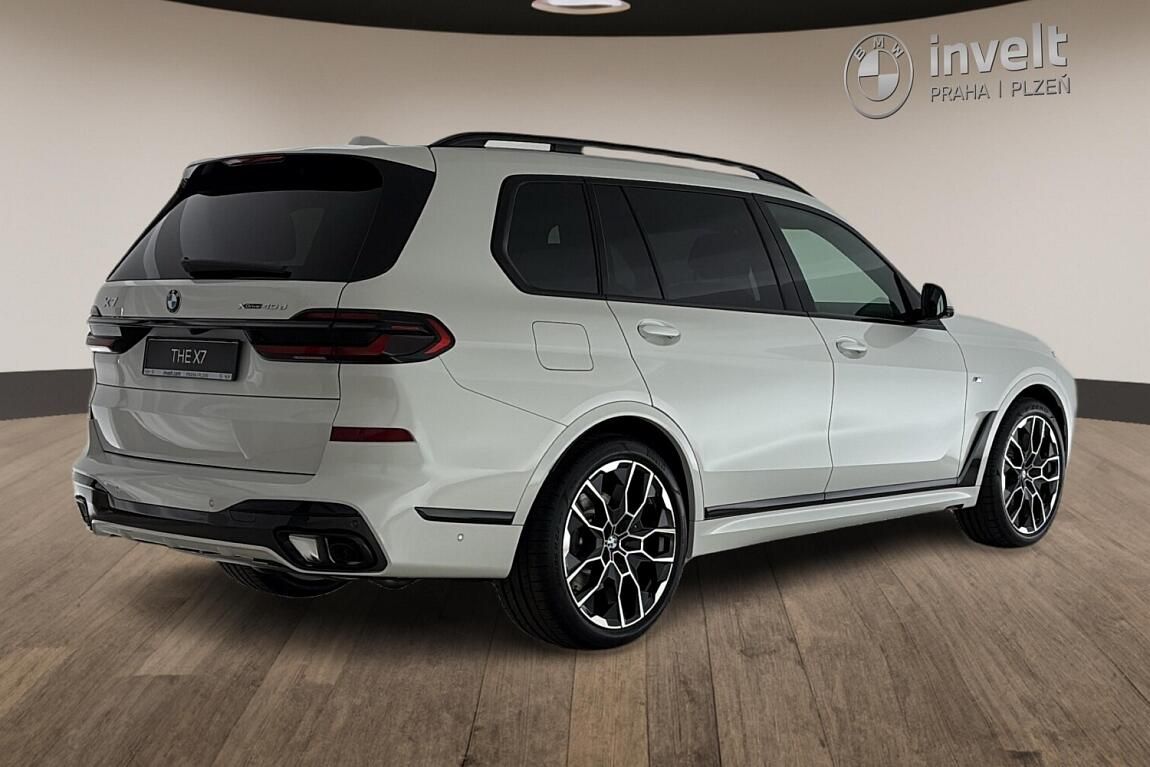 BMW X7, xDrive40d - fotka 3
