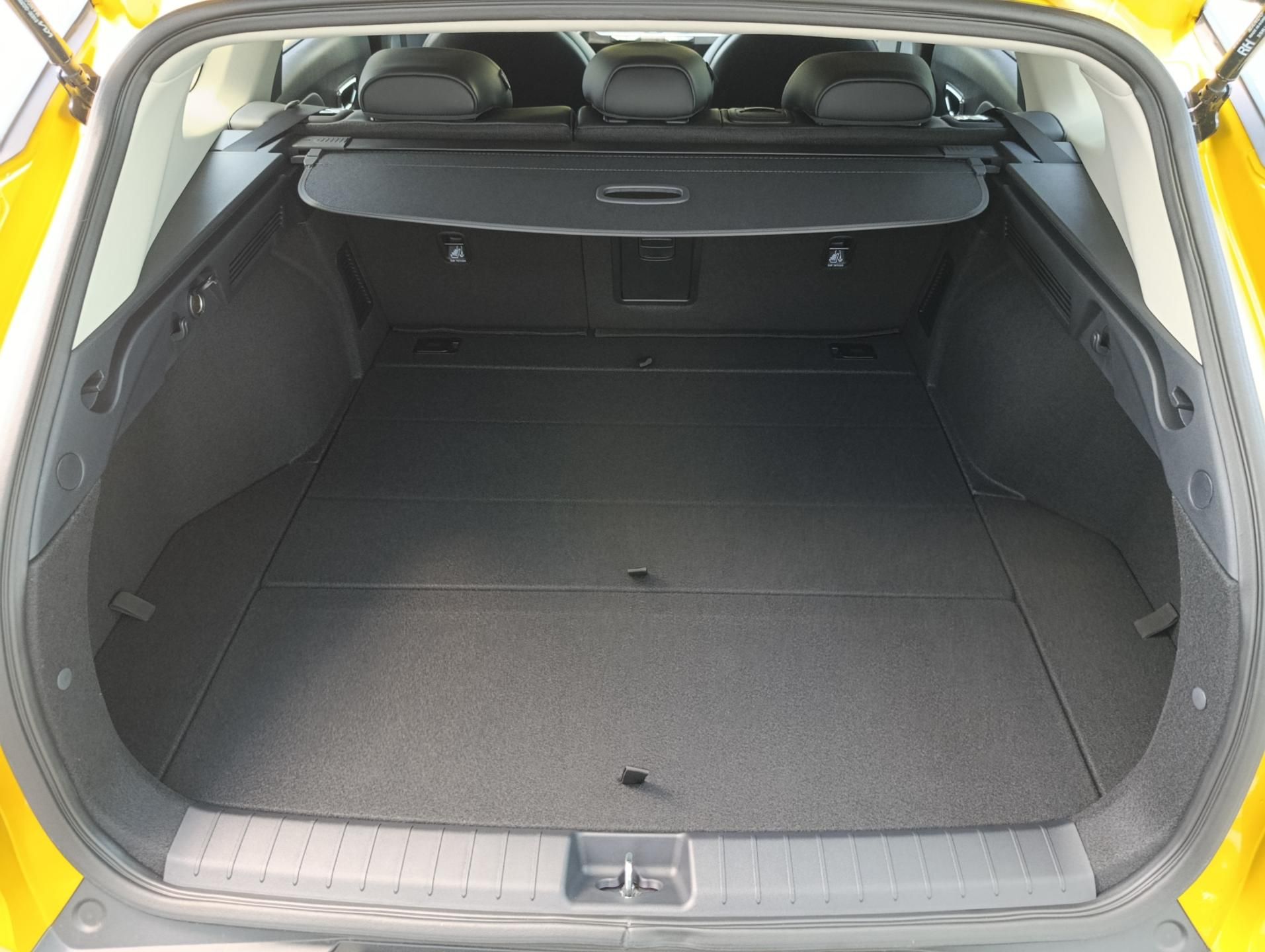 Kia K4, CL4 1,6 T-GDi 7DCT TOP + A17 - fotka 4
