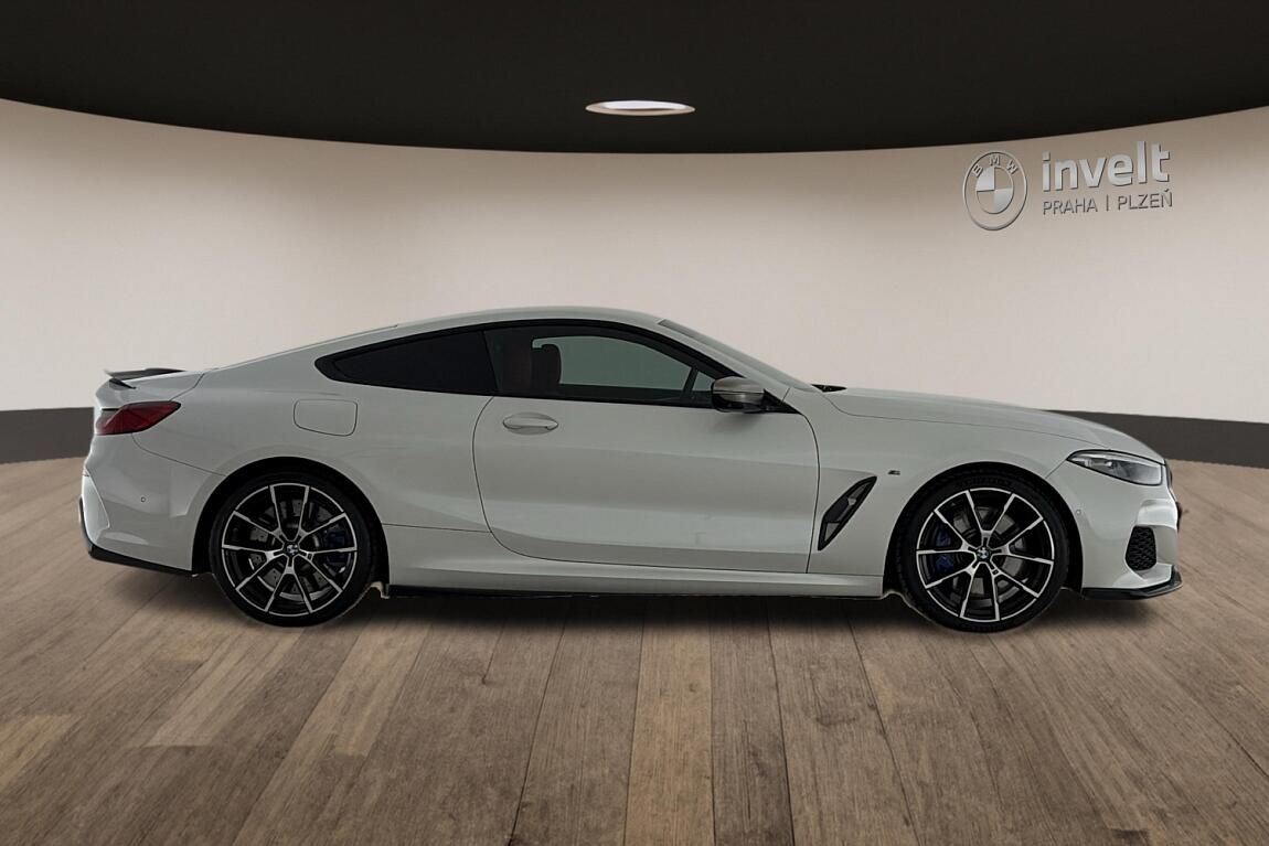 BMW Řada 8, M850i xDrive - fotka 2
