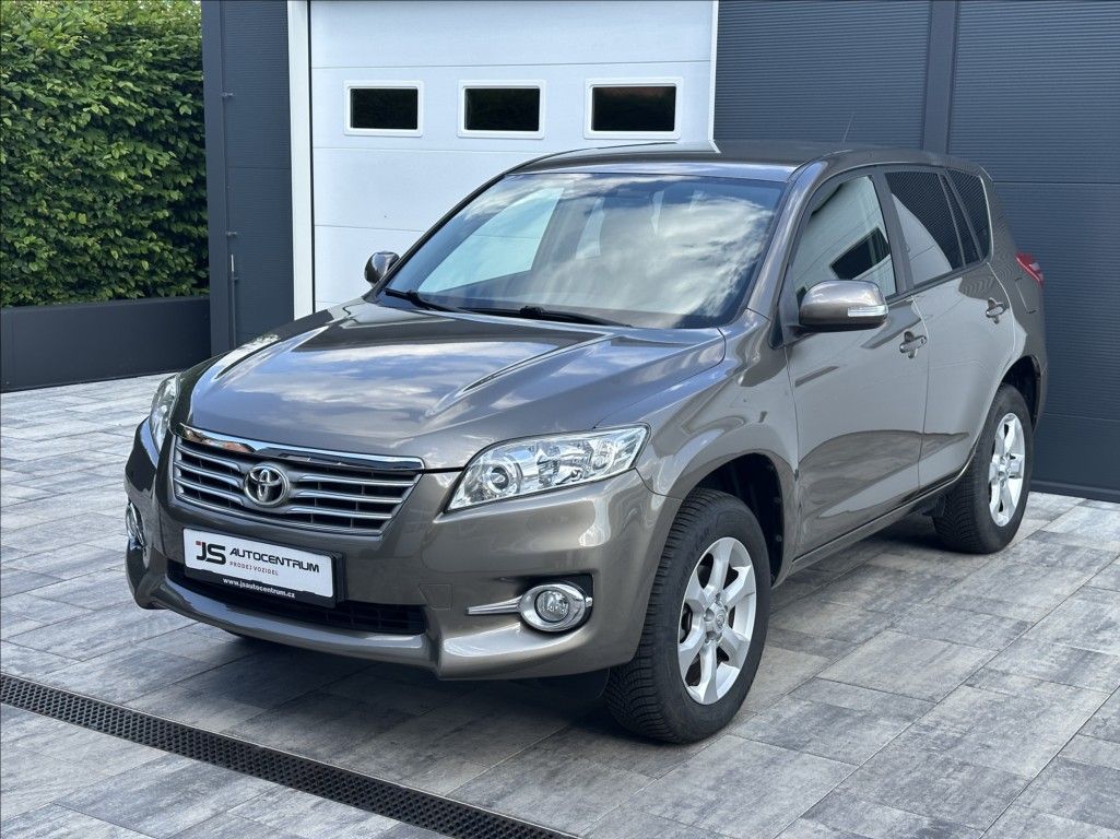 Toyota Rav4, 2,0 158PS  Life A/T 4x4 - fotka 2