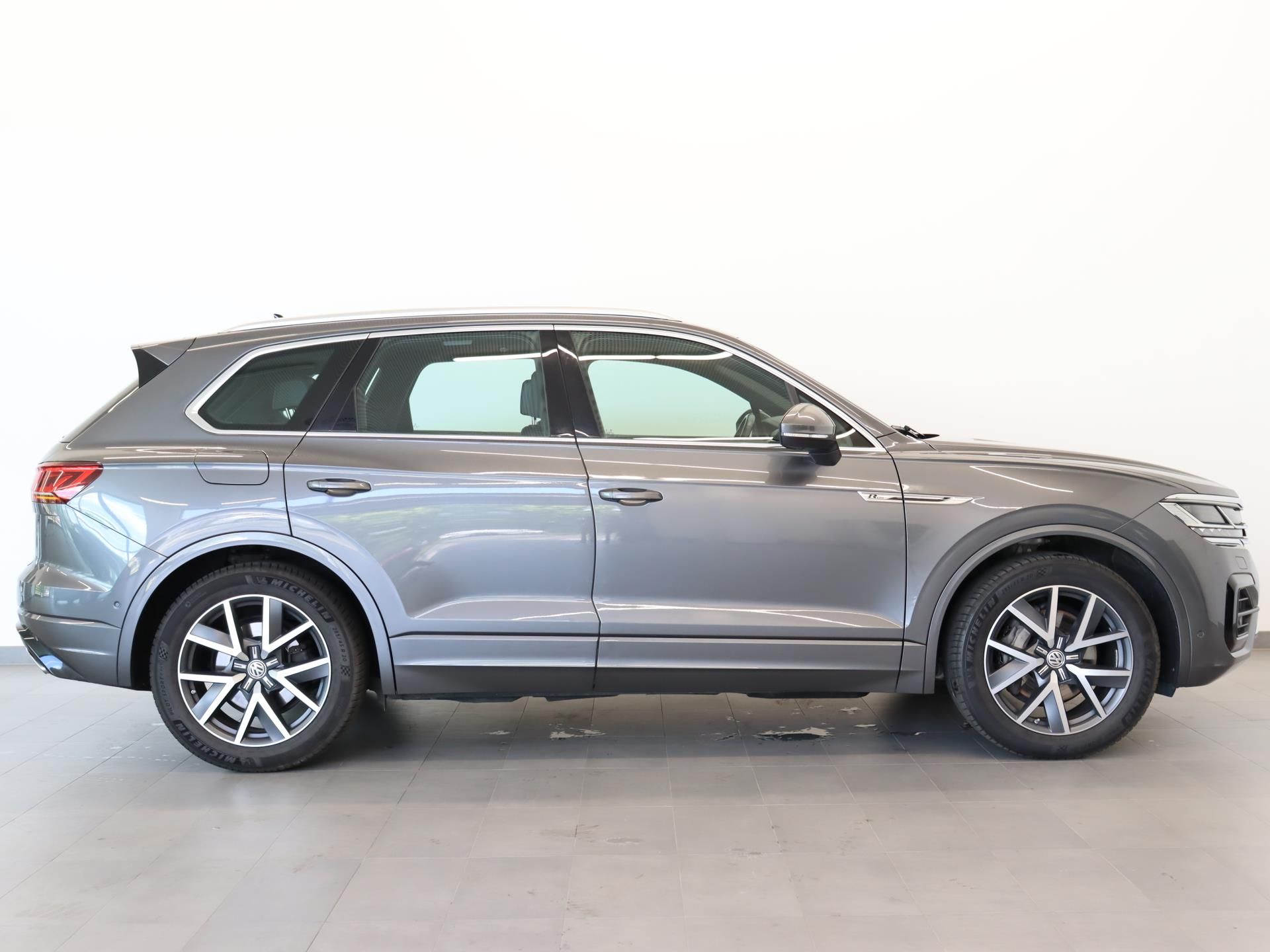 Volkswagen Touareg, ELEGANCE V6 3,0 TDI BMT - fotka 3