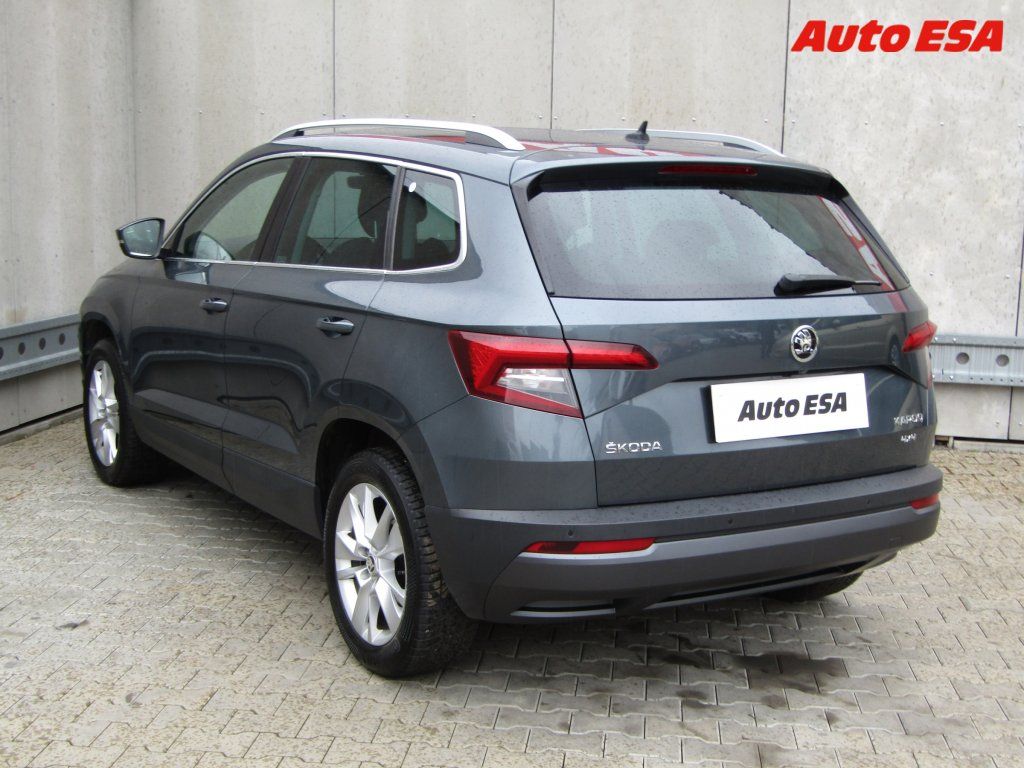 Škoda Karoq, 2.0 TDi 4x4,DSG,navi,xenon - fotka 6