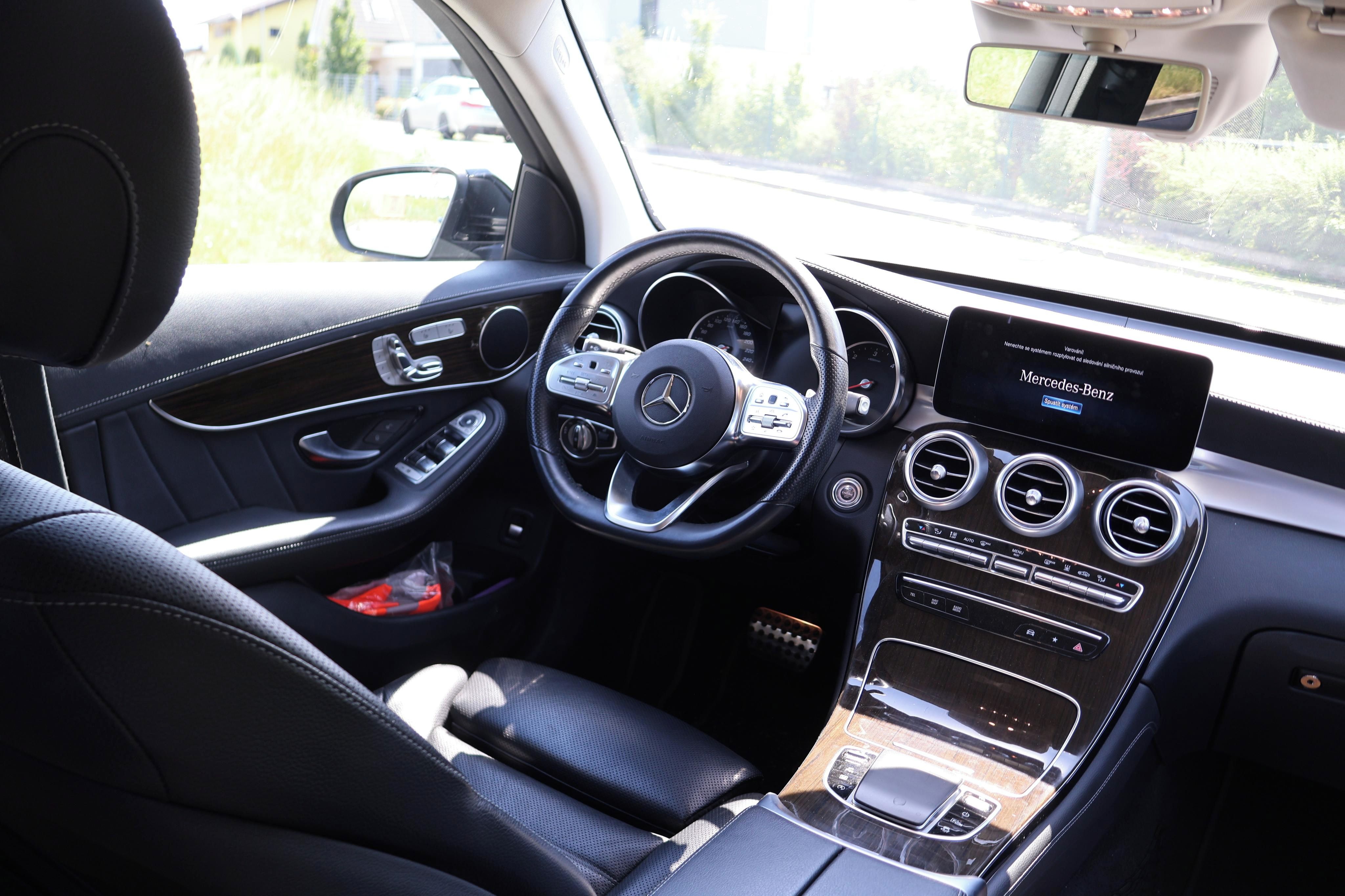 Mercedes-Benz GLC, 220d, 4matic, AMG paket - fotka 6
