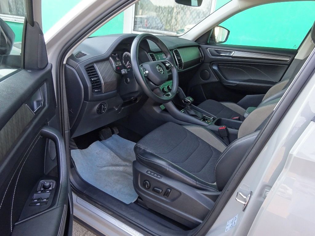 Škoda Kodiaq, FC Style 1,5TSI-DSG-2023-1.Maj - fotka 6