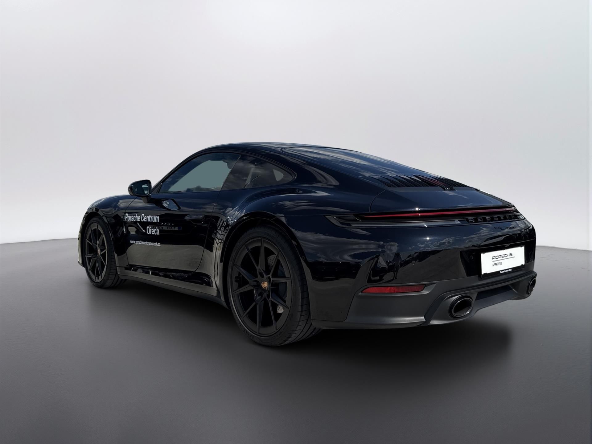 Porsche 911, Carrera - fotka 3