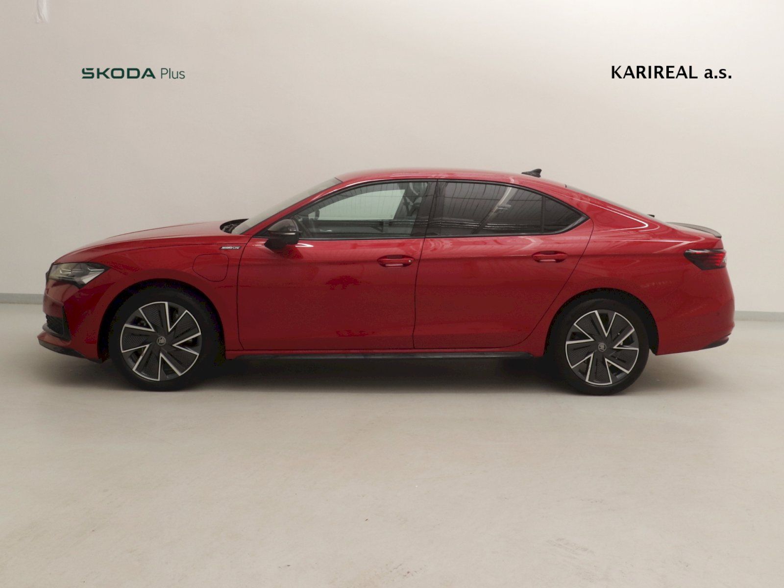 Škoda Superb, TSI iV 150kW DSG SportLine - fotka 3