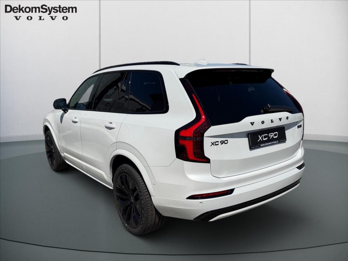 Volvo XC90, 2,0 B5 Ultra Black Edition  29 - fotka 6