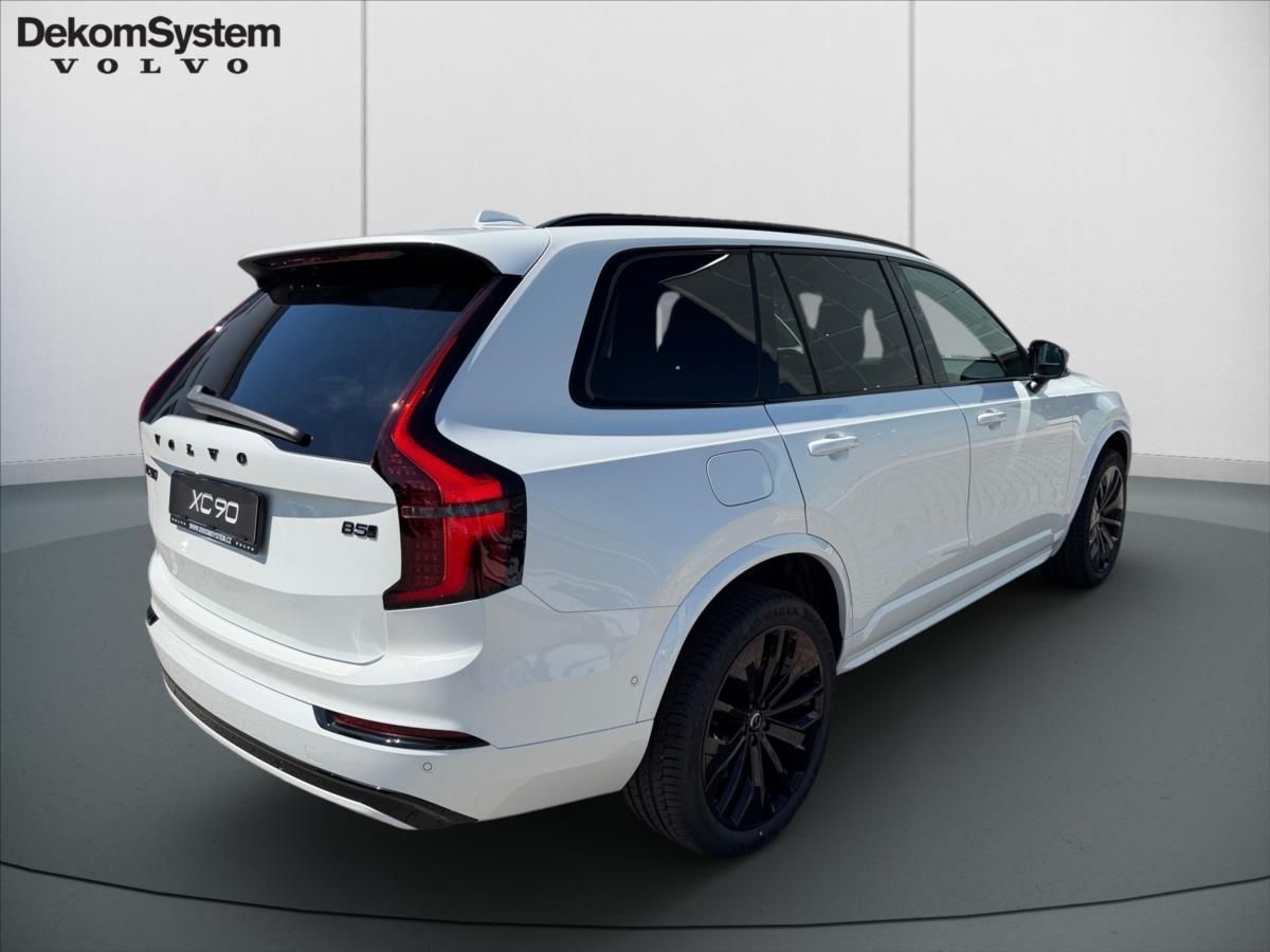 Volvo XC90, 2,0 B5 Ultra Black Edition  29 - fotka 4