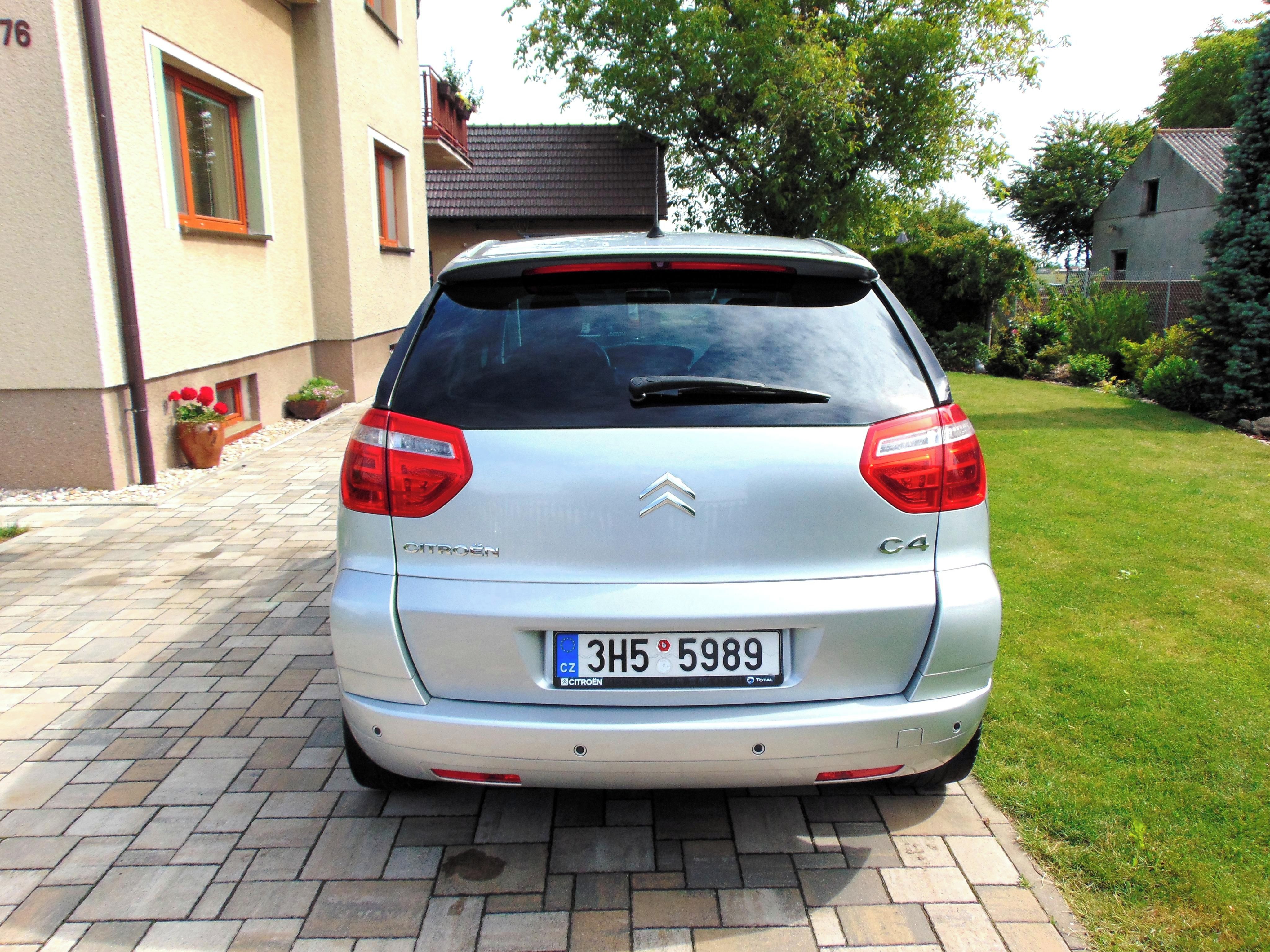 Citroën C4 Picasso, 1.6 HDI 70KW,PŮVOD ČR,2.MAJ. - fotka 6