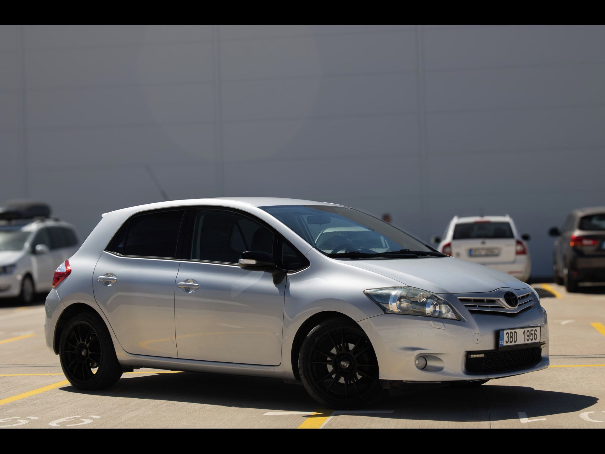 Toyota Auris, BEMANI, servisované - fotka 3