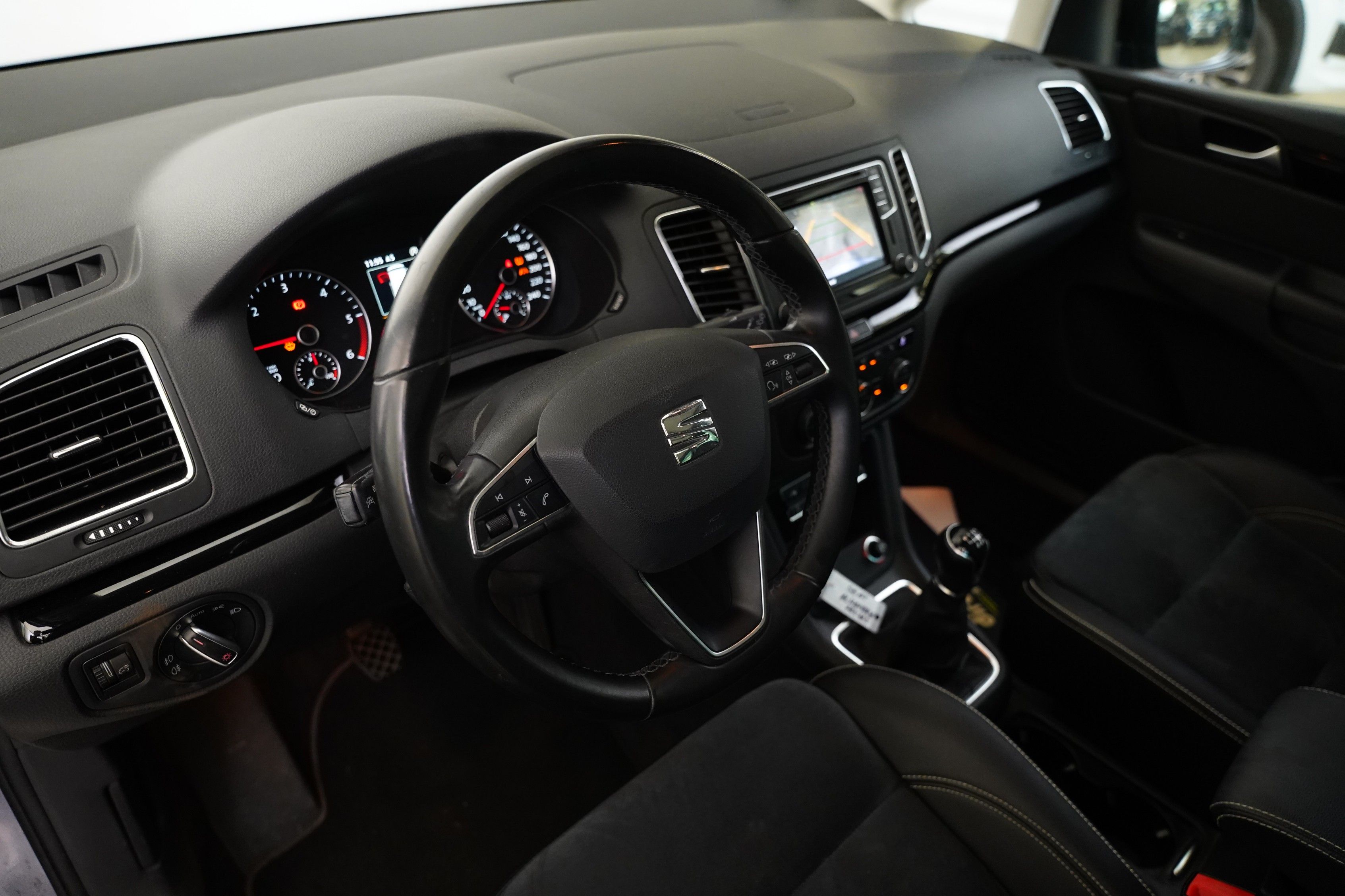 Seat Alhambra, 2.0 TDI 135kW 20th Anniversary - fotka 5