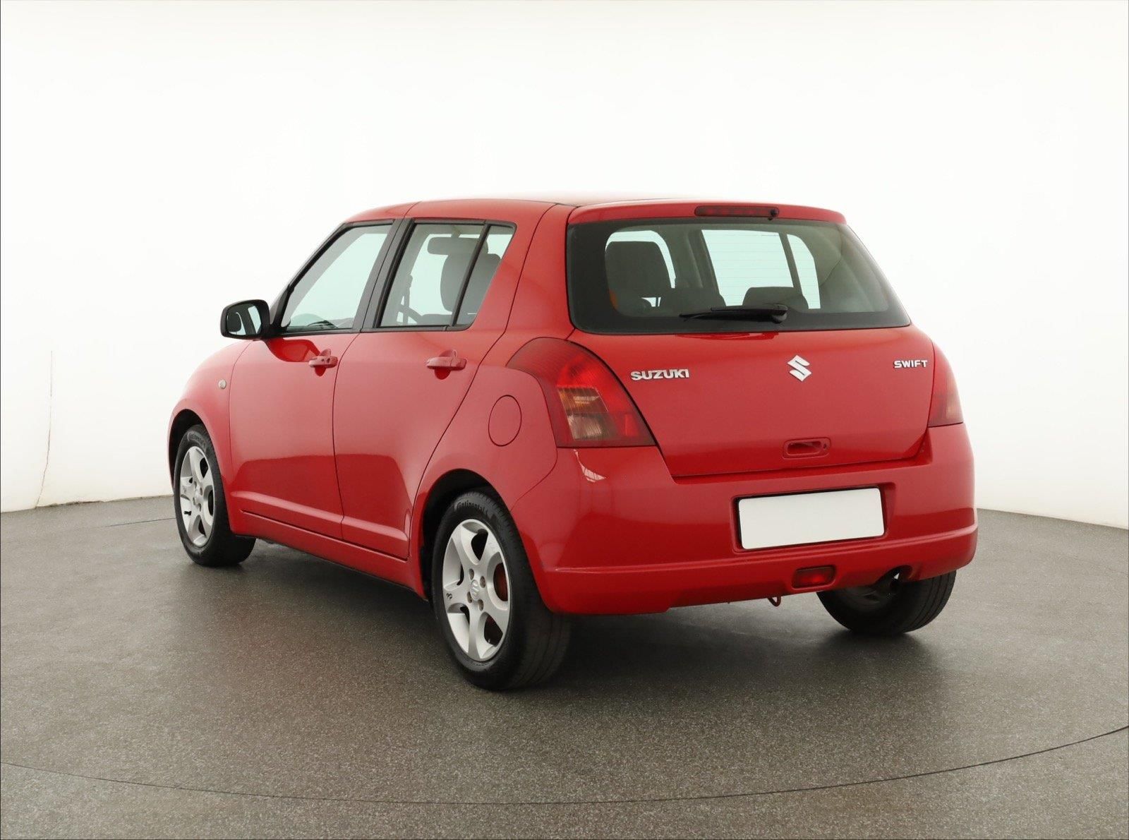 Suzuki Swift, 1.3, jezdí výborně - fotka 4