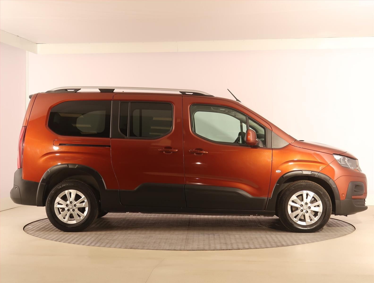 Peugeot Rifter, Maxi 1.2 PureTech, Allure - fotka 6