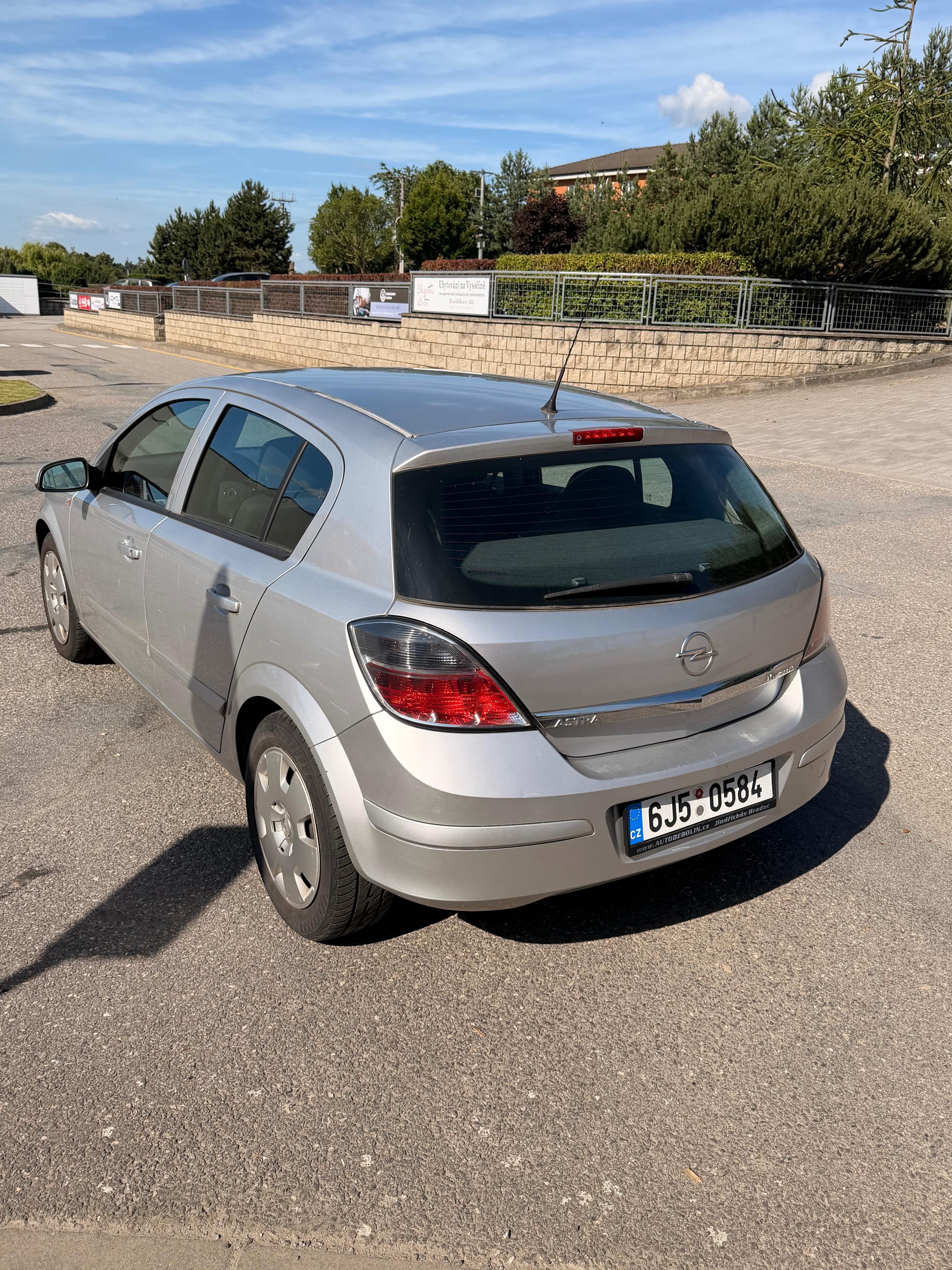 Opel Astra, 1.6i - fotka 4
