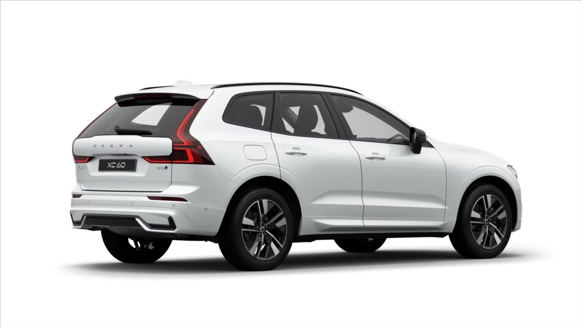 Volvo XC60, 2,0 B5  Plus Dark - fotka 4