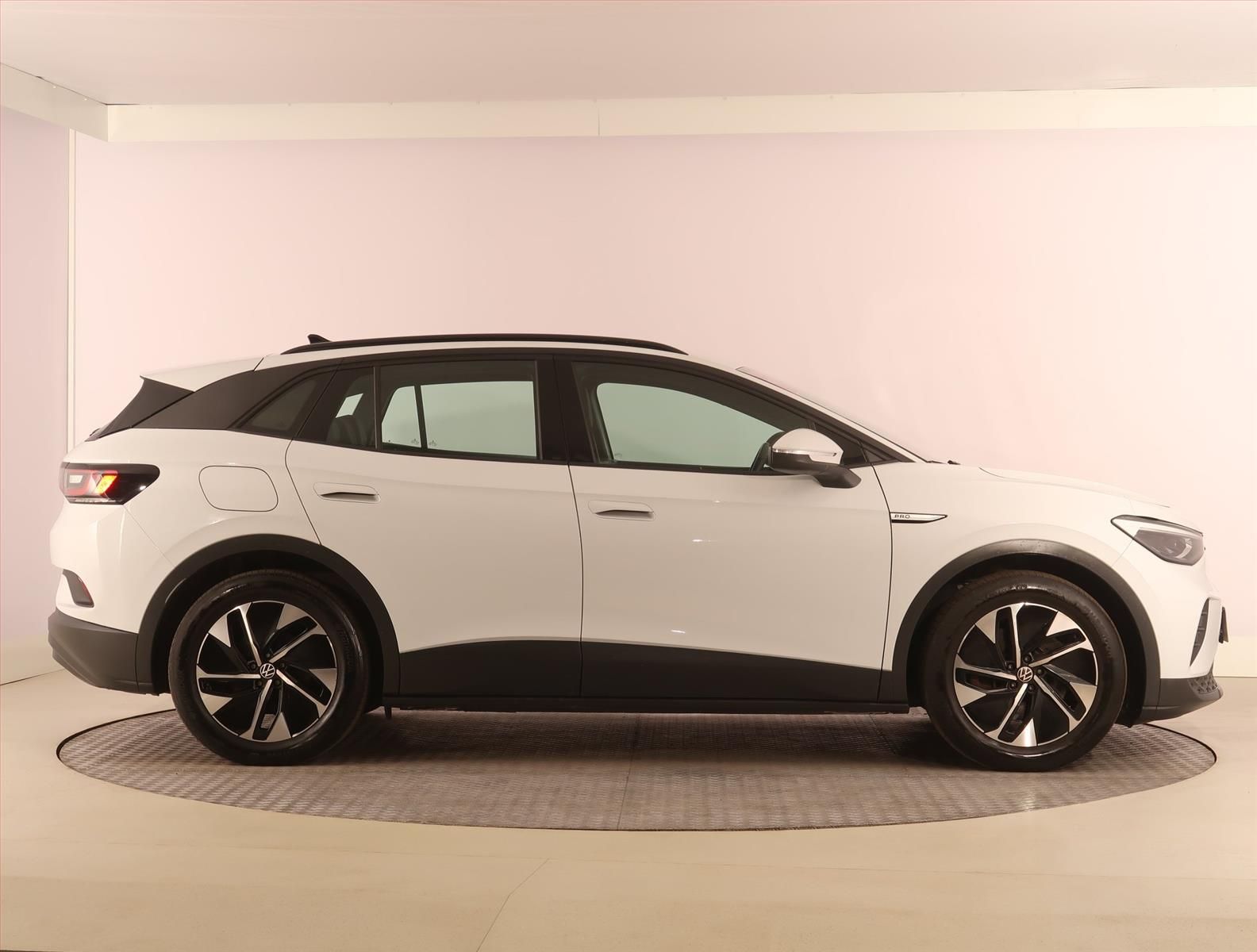Volkswagen ID.4, Pro Perf. (82 kWh), SoH 92% - fotka 5
