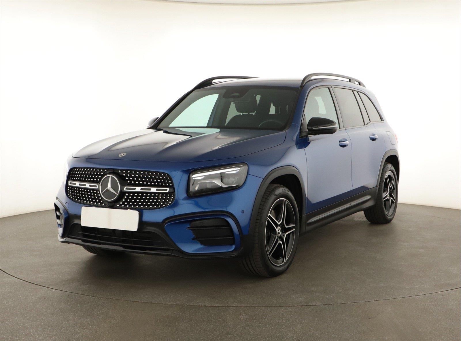 Mercedes-Benz GLB, GLB 200 d 4MATIC, AMG line - fotka 2