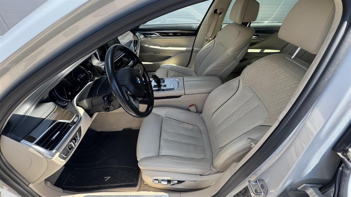 BMW Řada 7, 730Ld Individual ČR DPH - fotka 5