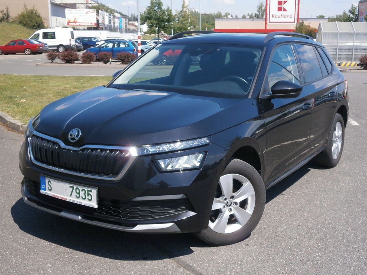 Škoda Kamiq, 1,0i 81KW DSG SERVISNI KNIHA - fotka 2