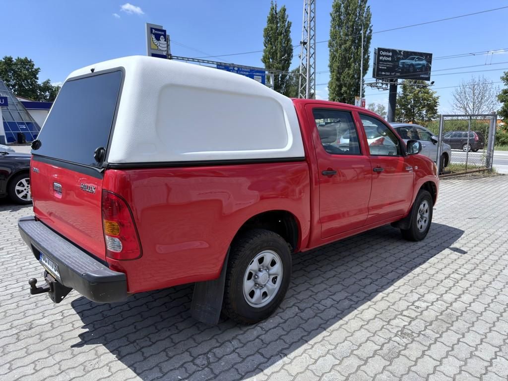 Toyota Hilux, 2.5 D-4D 4x4 - fotka 5