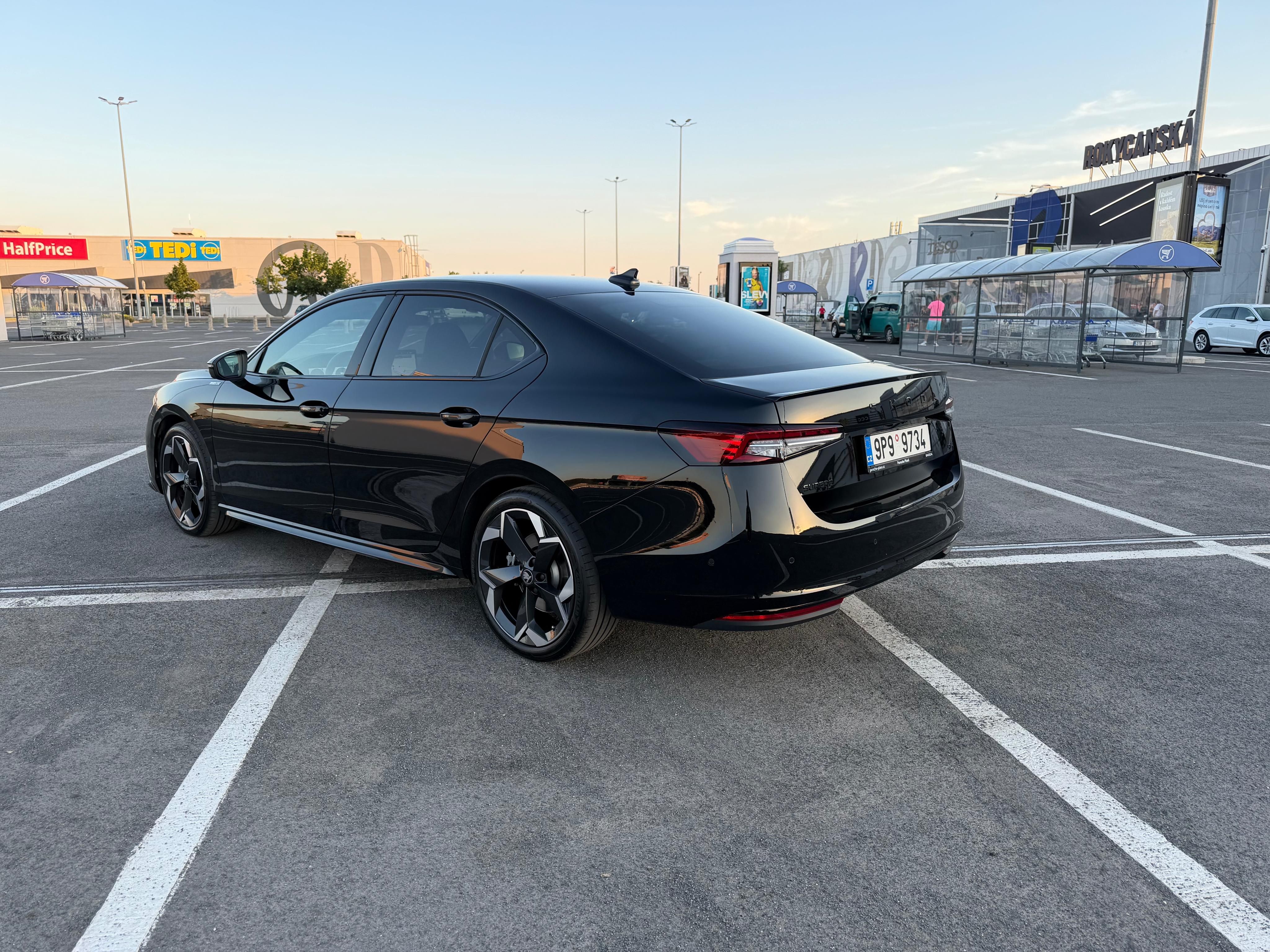 Škoda Superb, Sportline 2.0TSi 195kW 4x4 - fotka 5