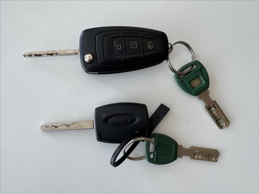 Ford Focus, 1,6 - fotka 3