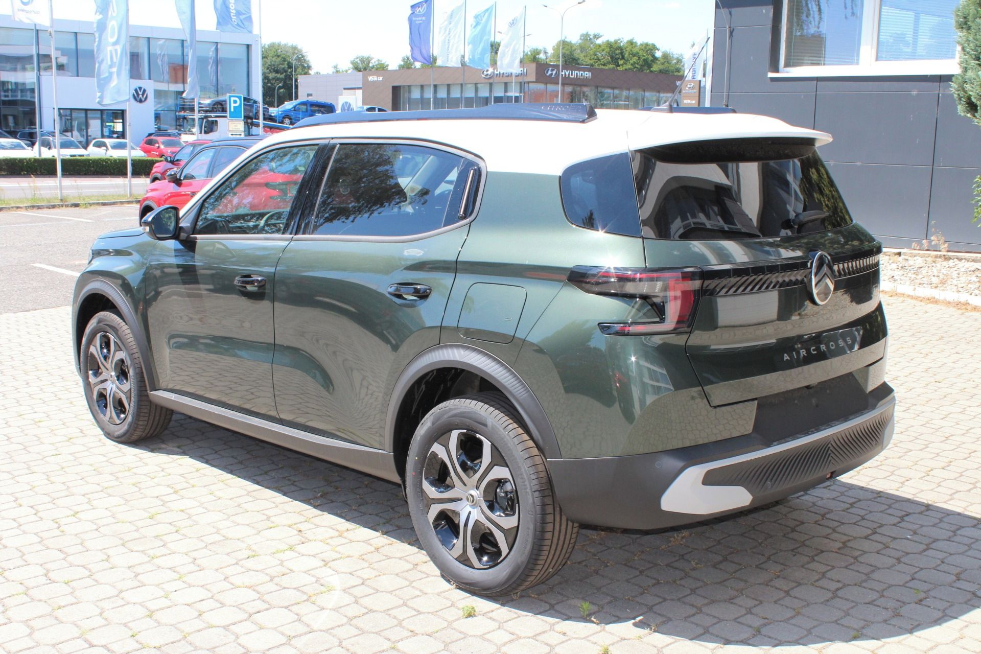 Citroën C3 Aircross, PLUS Hybrid 145k Automatic - fotka 3