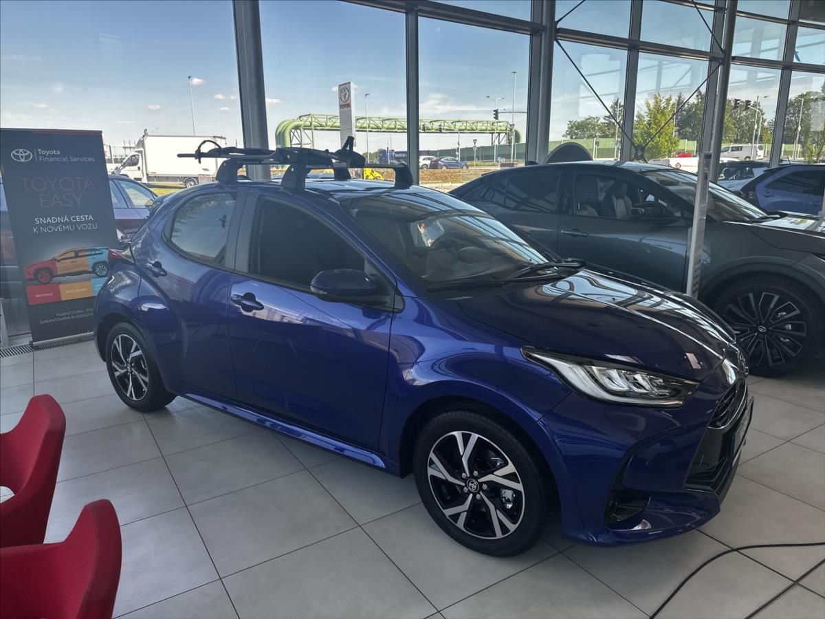 Toyota Yaris, 1,5 HEV Style - fotka 2