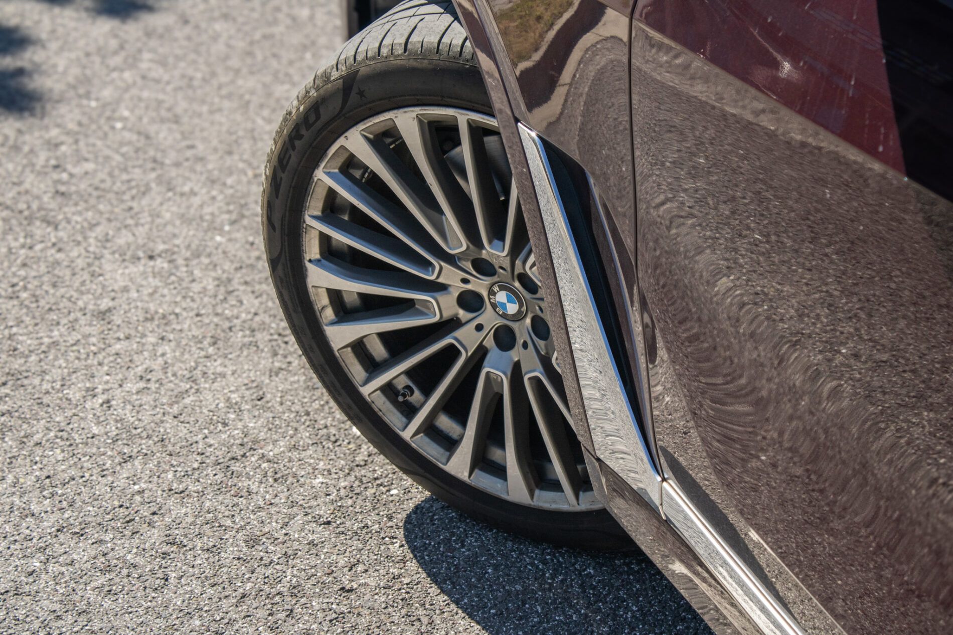 BMW X7 - fotka 6