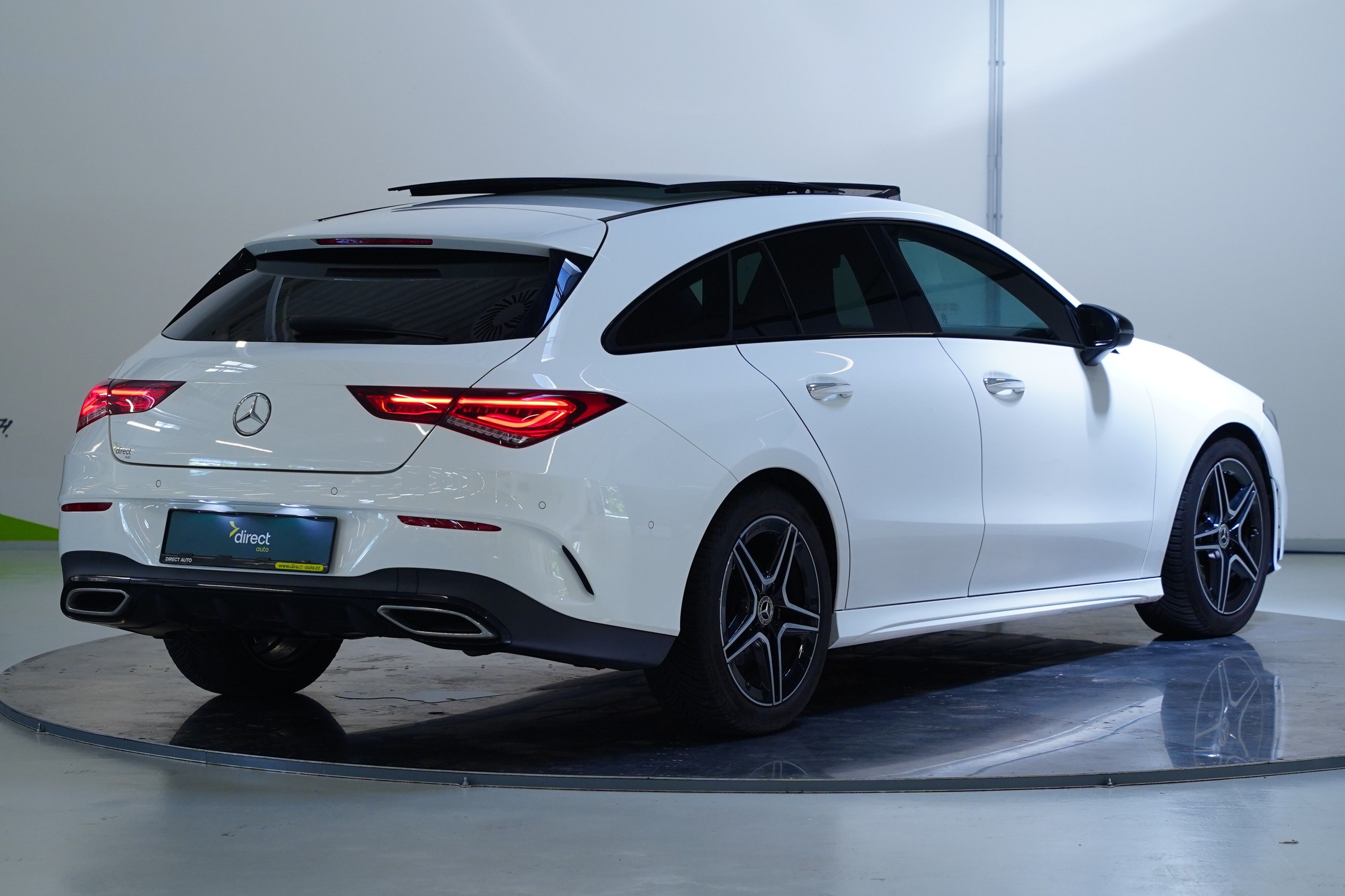 Mercedes-Benz CLA, 200d AMG-LINE 110 kw - fotka 2