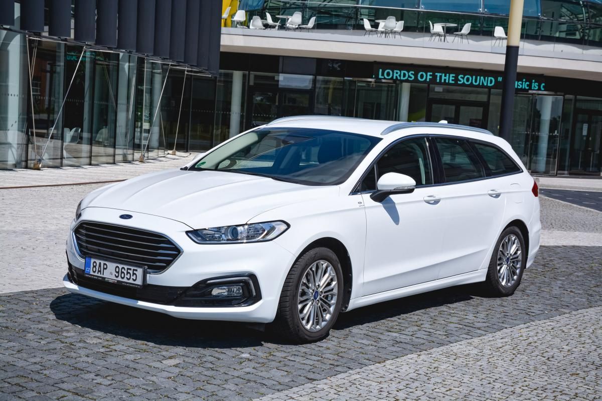 Ford Mondeo, 2.0 138kw Hybrid ecvT TITANIUM