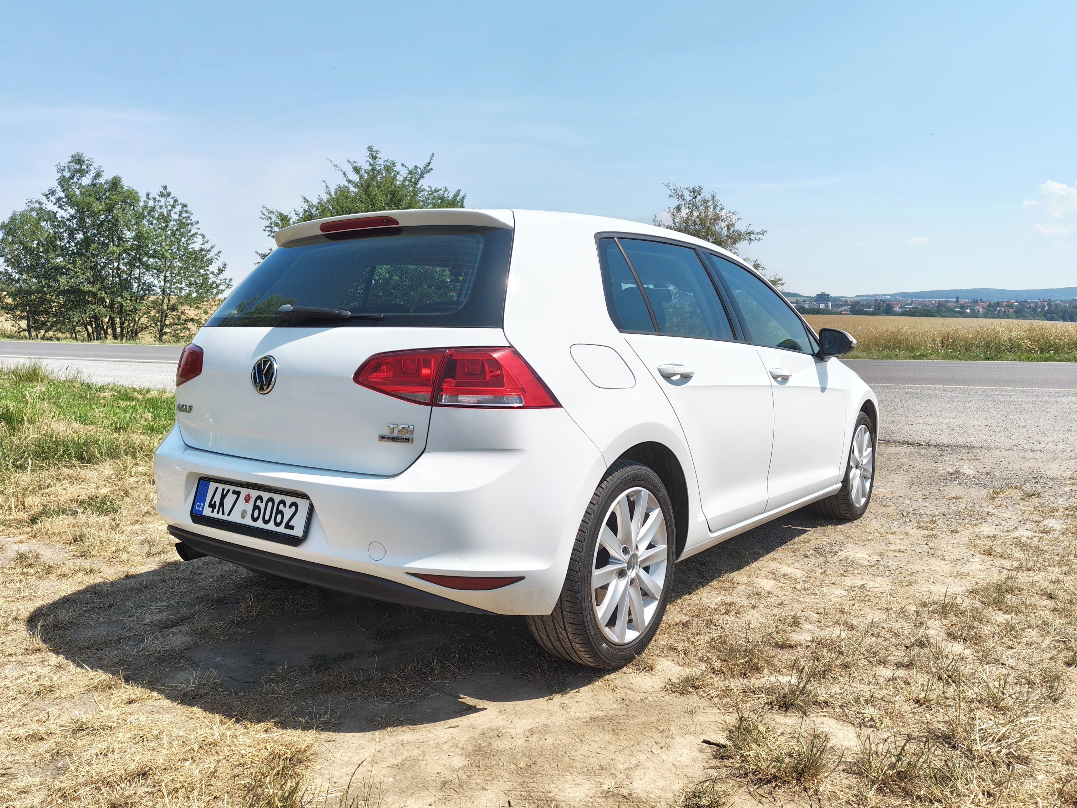 Volkswagen Golf, VW Golf 7 1.2TSI 77kW - fotka 6